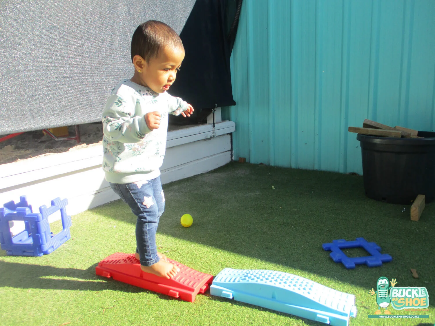 buckle-my-shoe-childcare-tauranga-daycare-preschool-moving-our-bodies-17.jpg