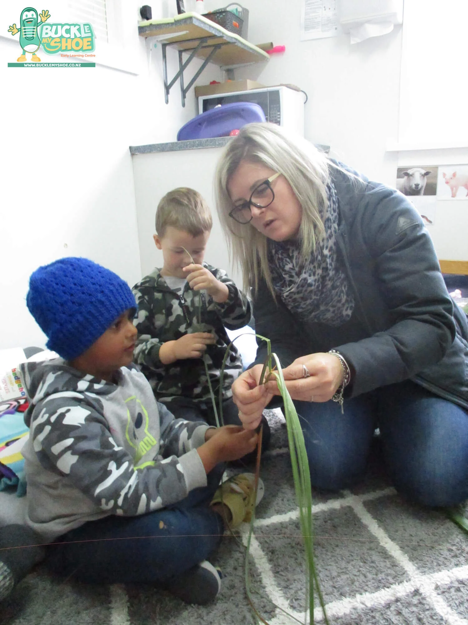 buckle-my-shoe-childcare-tauranga-daycare-preschool-matariki-weaving-10.jpg