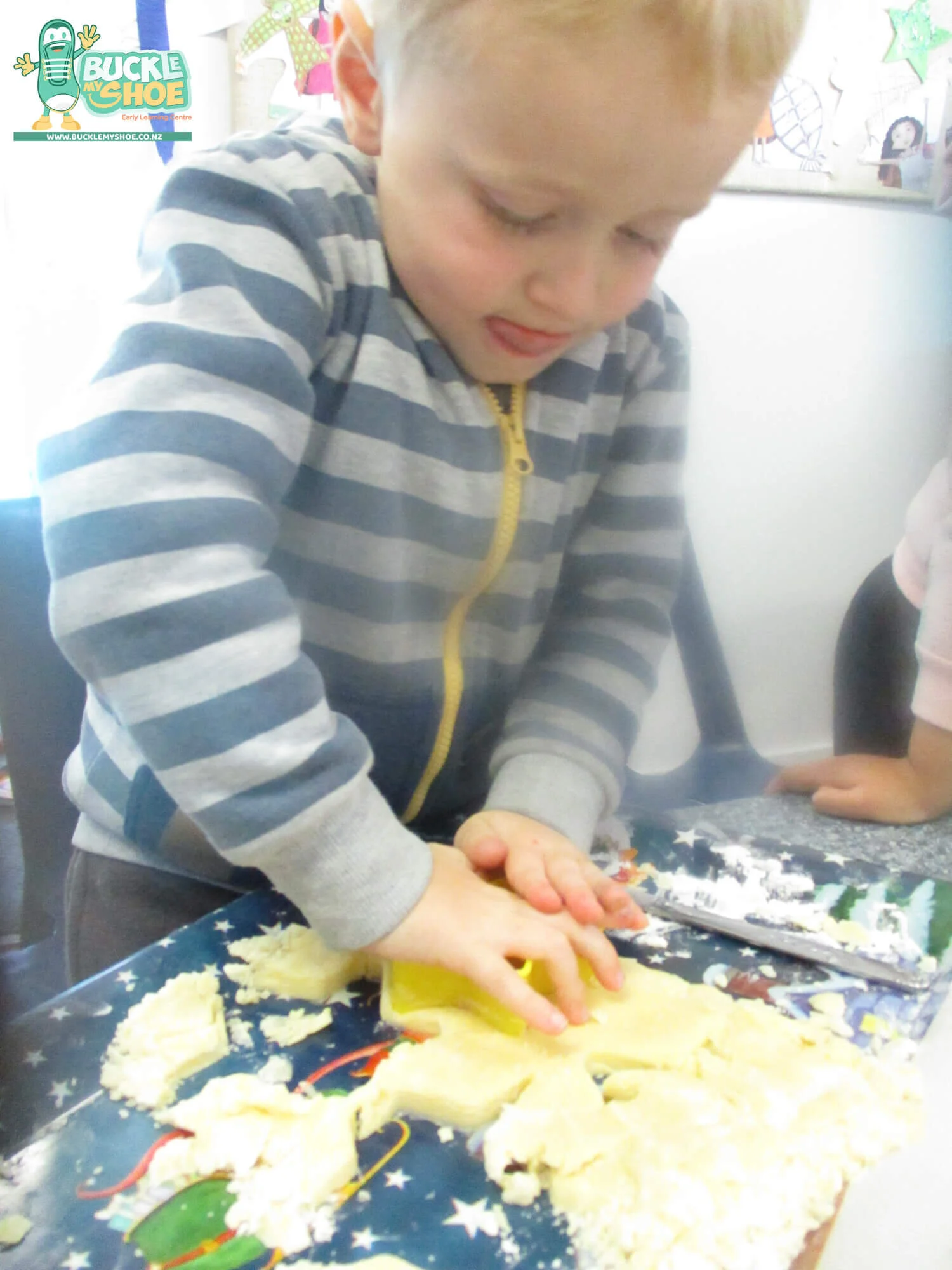 buckle-my-shoe-childcare-tauranga-daycare-preschool-matariki-shortbread-8.jpg
