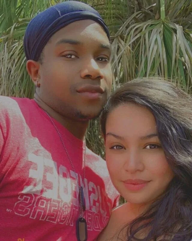 Thankful for this man right here. He inspires me to keep reaching for my goals as he doesn&rsquo;t stop for his. His humility is rare. Stay the course, love. You got this.
.
.
His smile is everything. .
#inspired #humble #blessed #yougotthis #manofGo