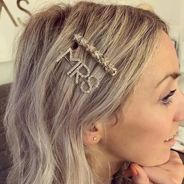 The MRS clips look so nice with our star barrettes. ✨✨✨ For the MRS clips, each letter is individually hand soldered onto a hair pin and plated in pale 18 carat gold. We can also personalise them with any name of your choice (up to a max of 6 letters
