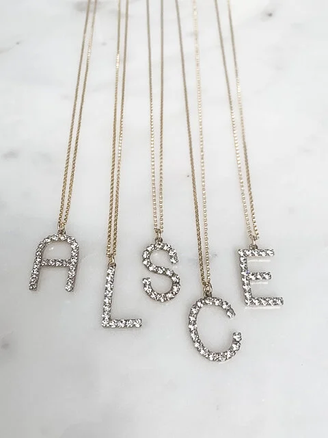 PERSONALISED LETTER NECKLACE — Tilly 
