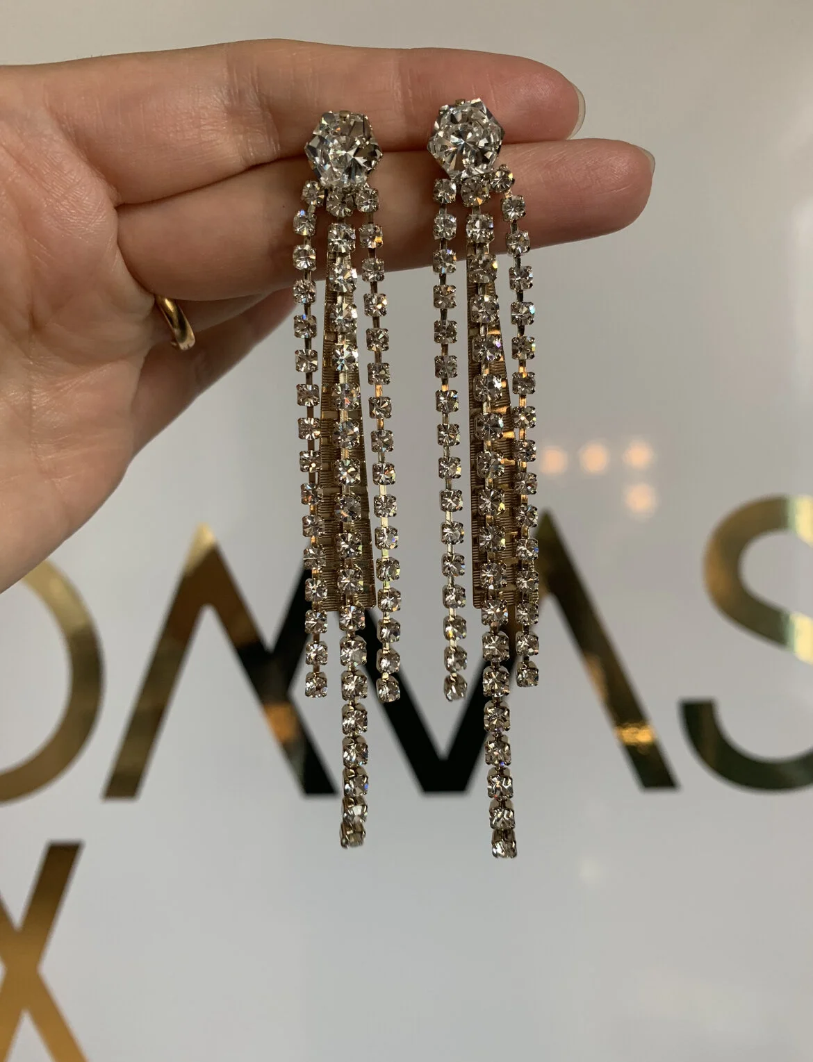 2FA254CD-9FE0-4F0E-8703-4A926D67C5DA