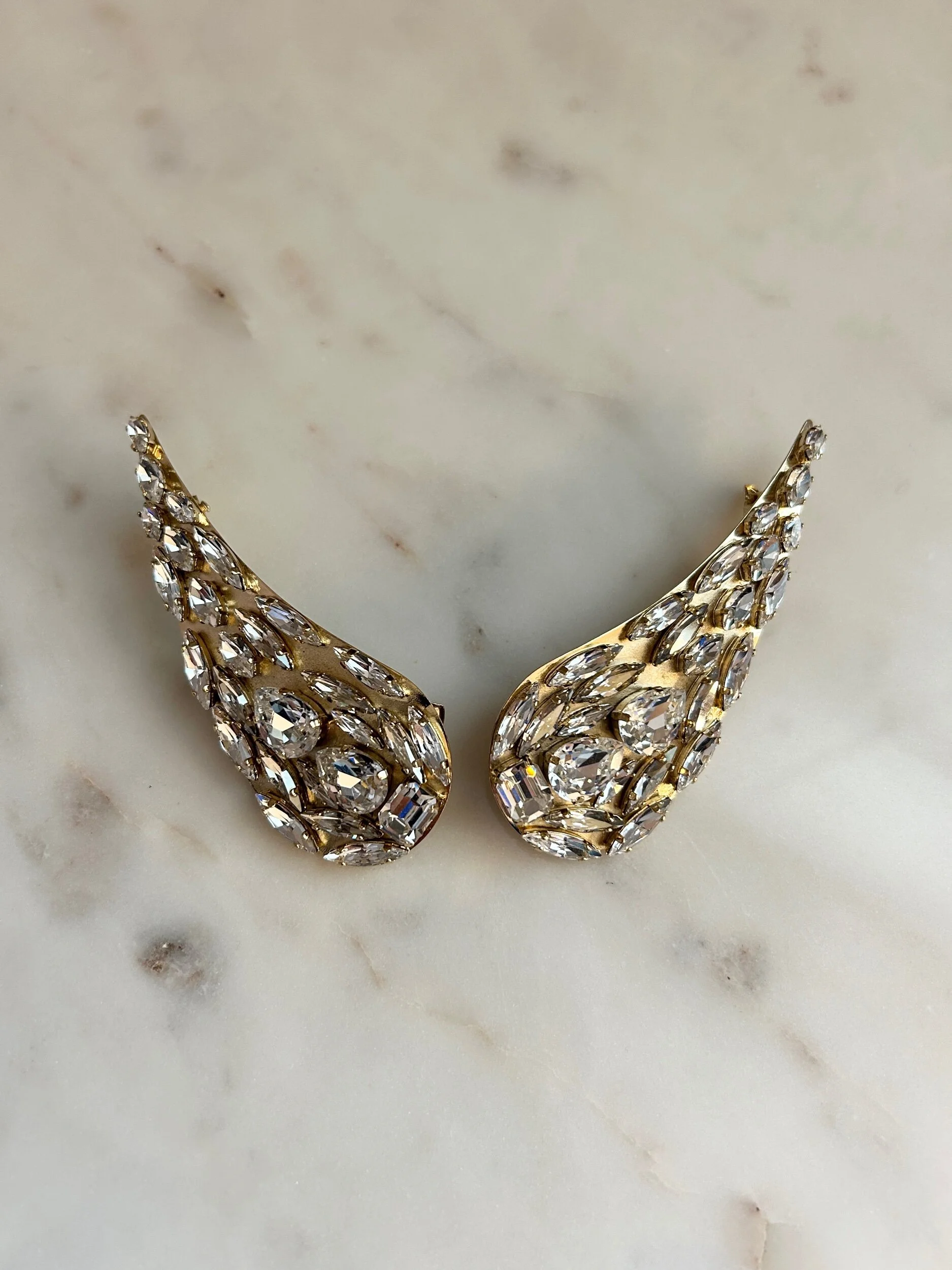 DC7A3170-789C-4E4B-BFD5-F92E290E359C