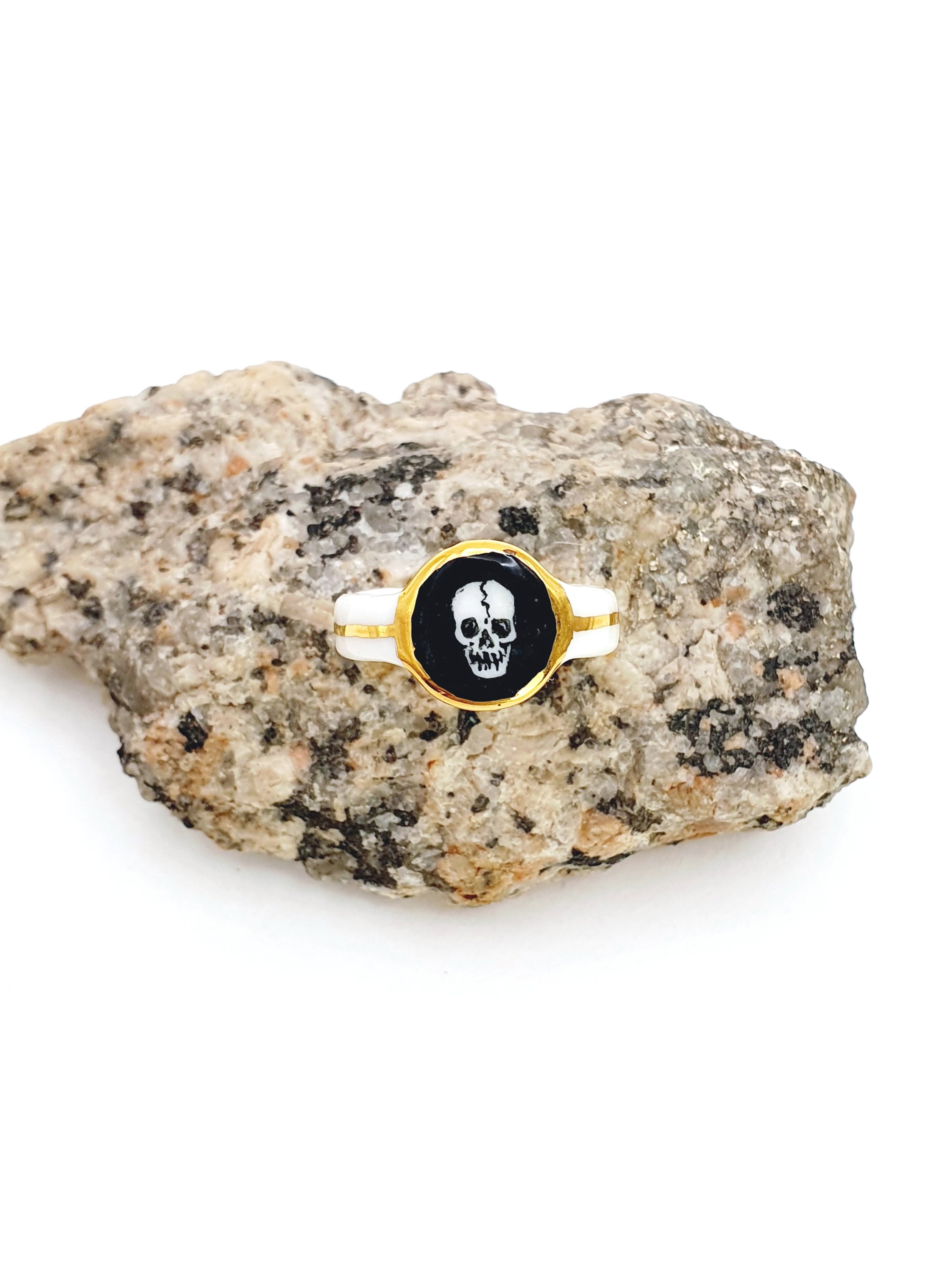 014 Skull Ring - size L 6