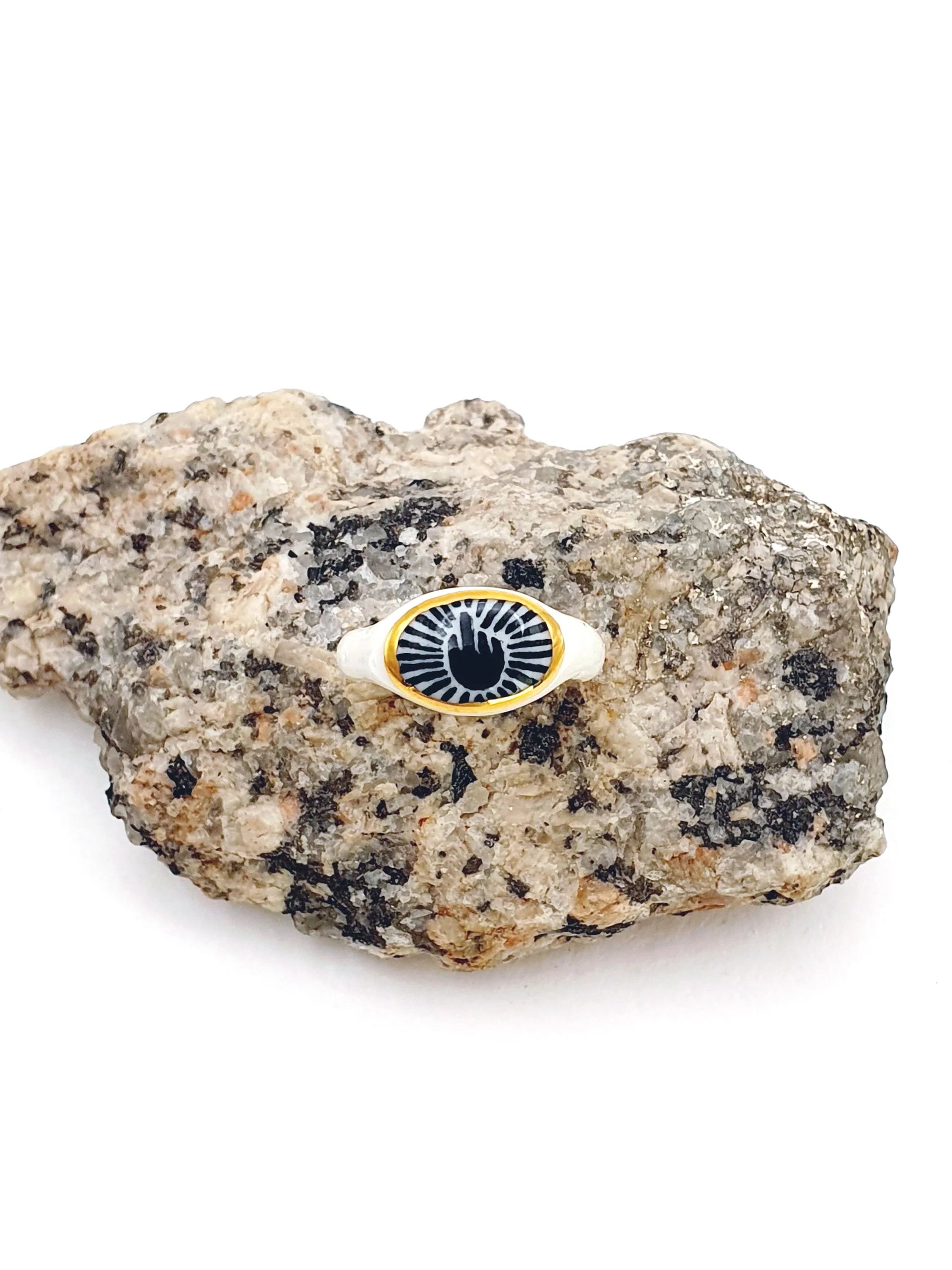 017 Middle Finger Ring - size G 3,75
