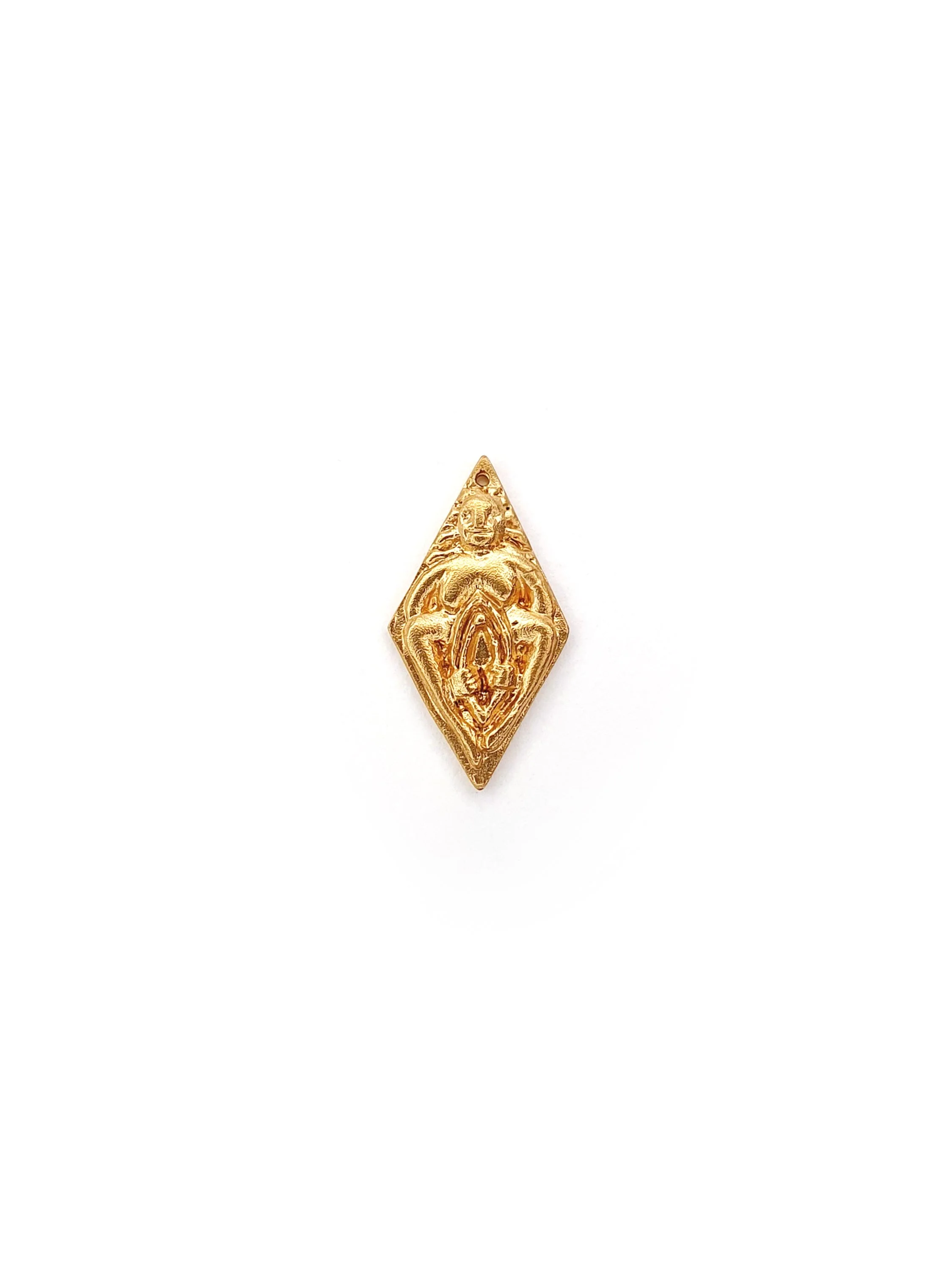 Sheela_gold001.jpg