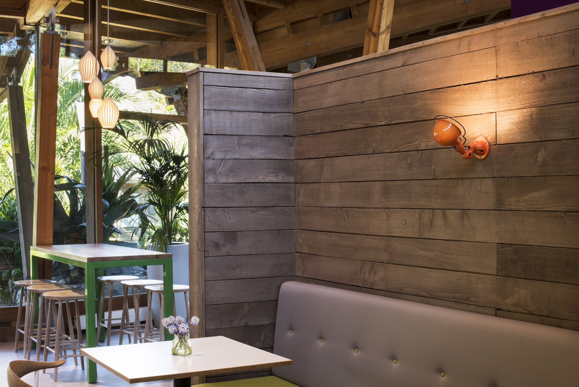 eleanor-bell-restaurant-lighting-design-trebah-kitchen