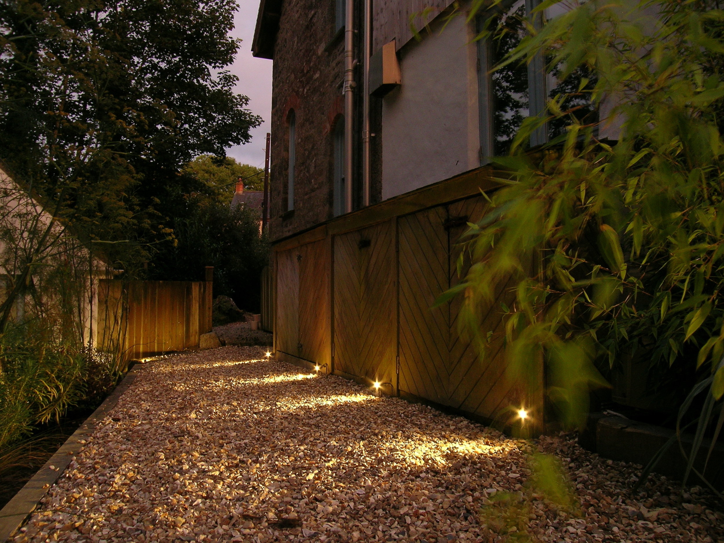 Eleanor Bell lighting design - garden led lighting