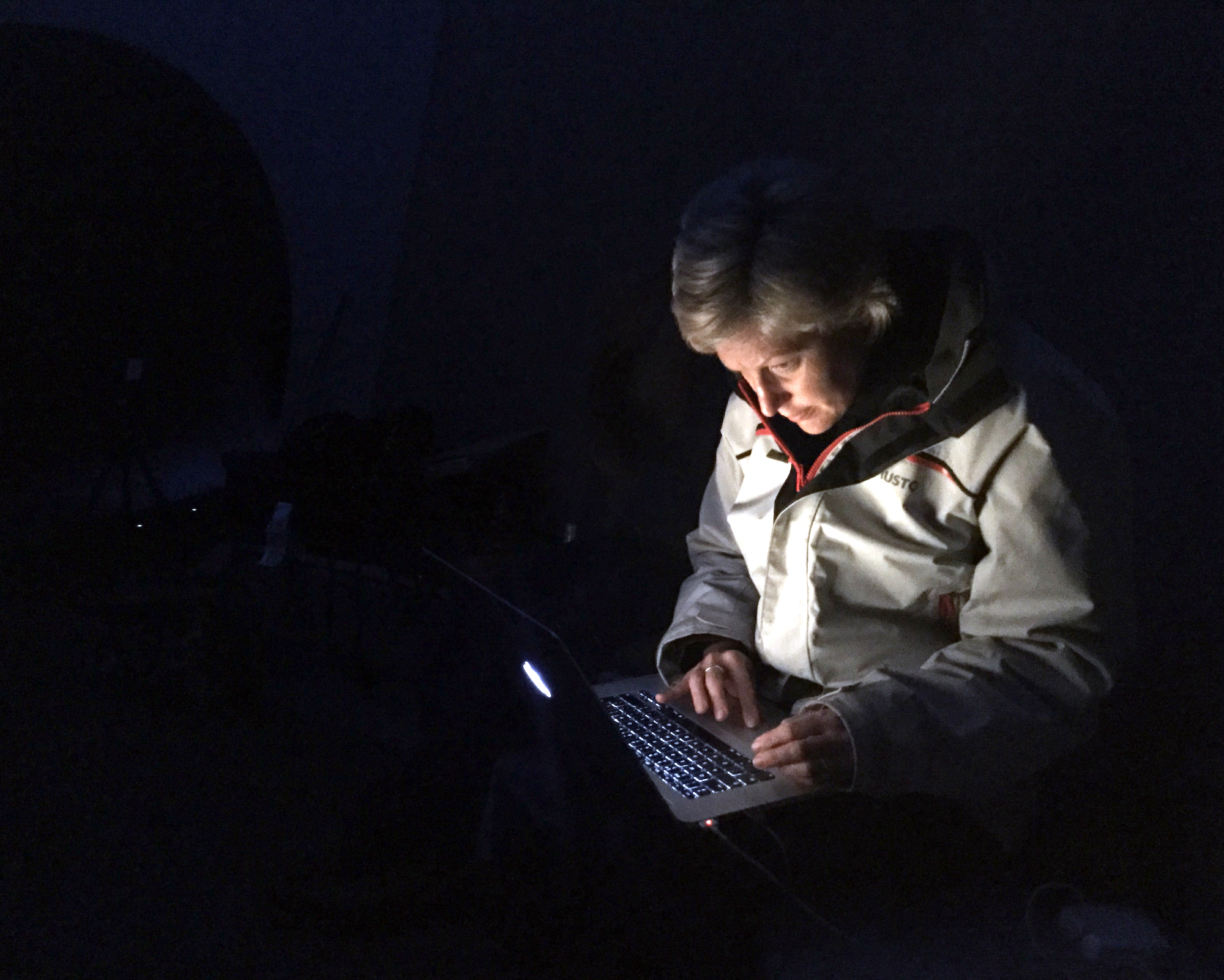 Eleanor Bell, testing lighting for James Turrell Skyspace, Kielder