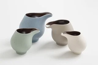 Kate Schuricht Flow, Lustre jugs (1).jpeg