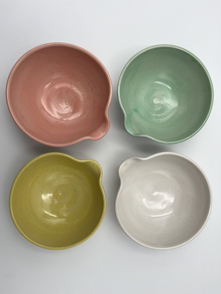 Eloise Rank - small coloured bowls