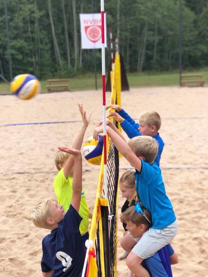 sandvolleyballskole2.jpg