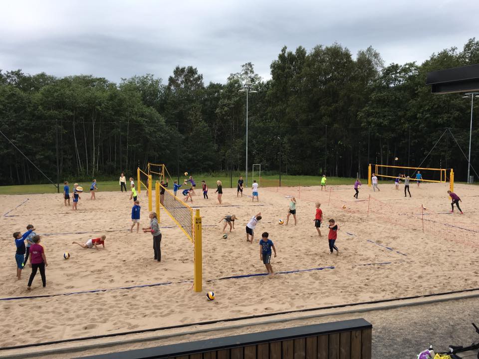 sandvolleyballskole8.jpg