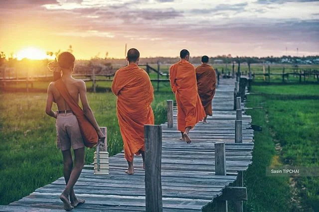 On the road again | 📷 by @sasintipchai⠀
⠀
#Instalove #jj_forum #likers #followers #vsco #vscocam #sunset #sky #awesomeearth #bestvacations #photooftheday #igers #bestoftheday #instagood #tagstagram #cute #tbt #beautifuldestinations #skypainters #web