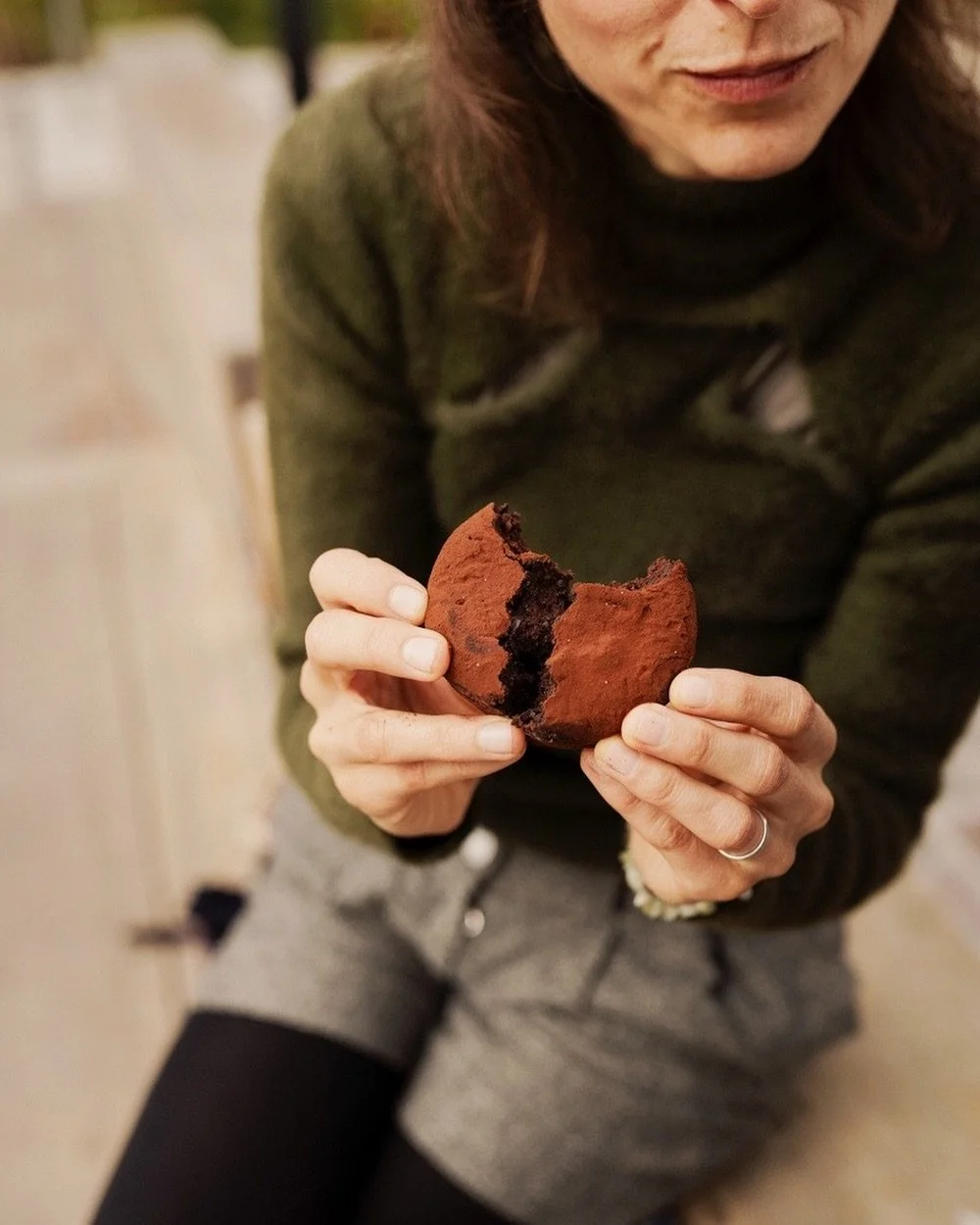 A big sigh of relief as January finally comes to a close and we&rsquo;re one step closer to spring 😄 

This photo of Maria enjoying a brownie at our recent photo session always puts a smile on my face, so here&rsquo;s a reminder to take a moment to 