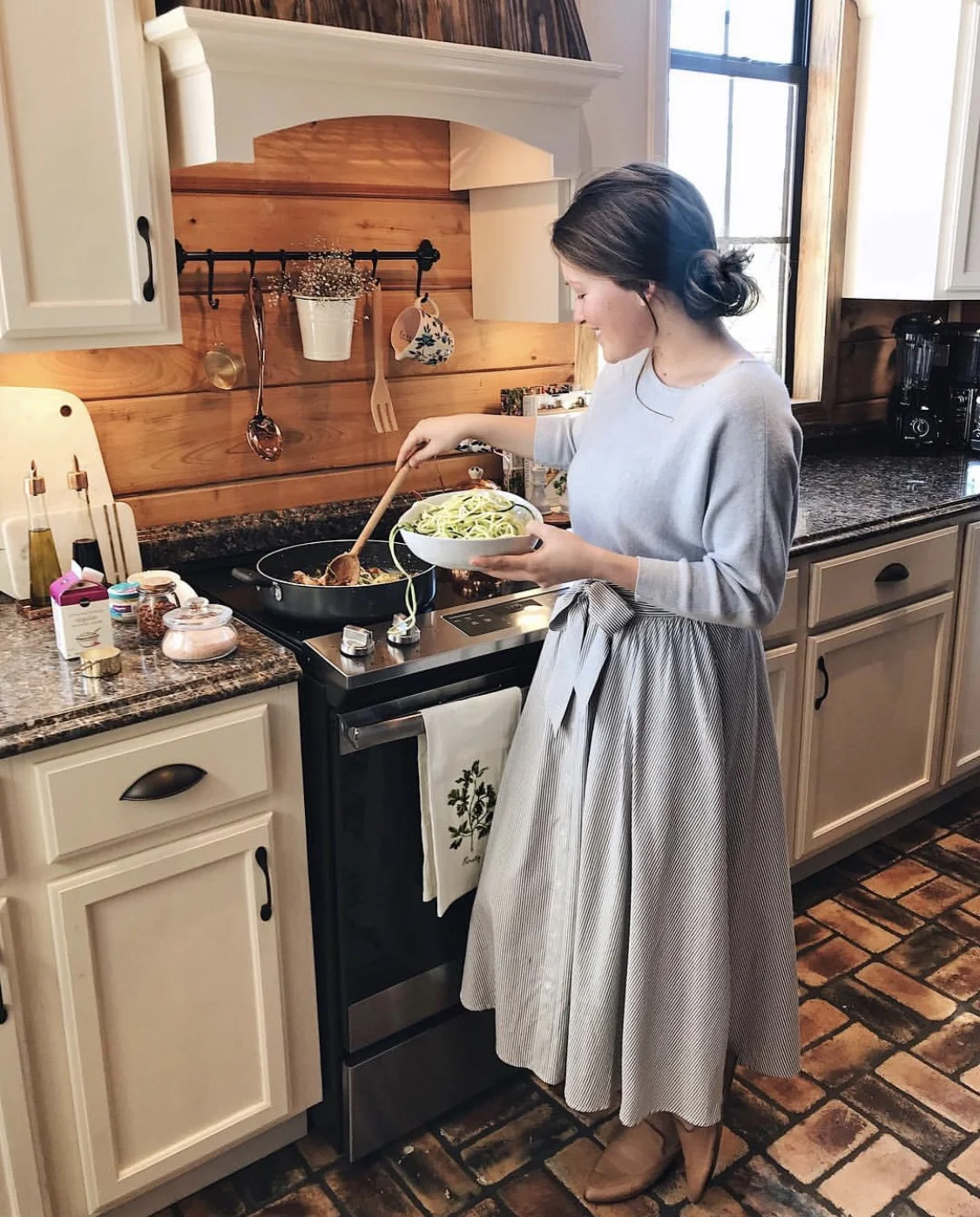 Five Instagram Accounts You Need To Follow 