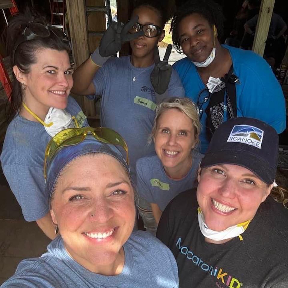 Repost from our @femcityroa community What an awesome morning working with several of my FemCity sisters on the Women&rsquo;s Build with Habitat for Humanity in the Roanoke Valley. Thank you Nadean Carson/ Oya Construction, for pulling us together!

