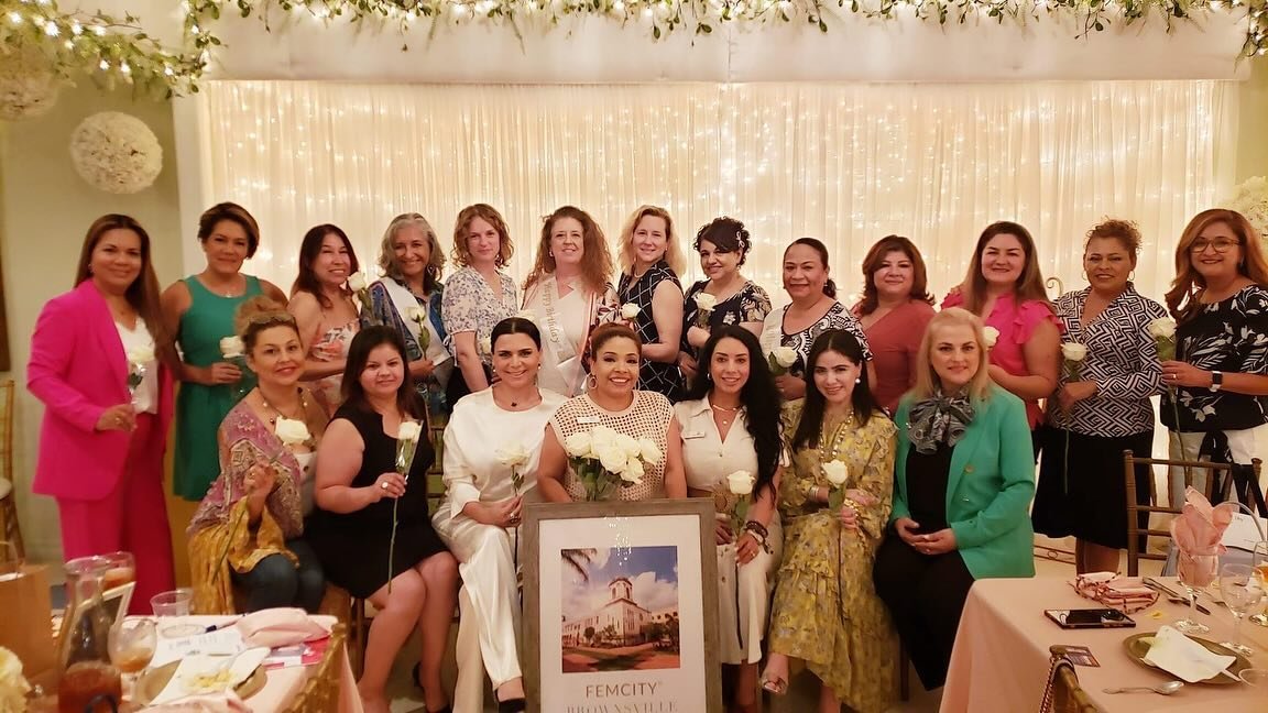 We love these photos from our FemCity Brownsville community led by @iamdalilahg 

We love seeing women support each other. ❤️ #brownsvilletx #womensupportingwomen