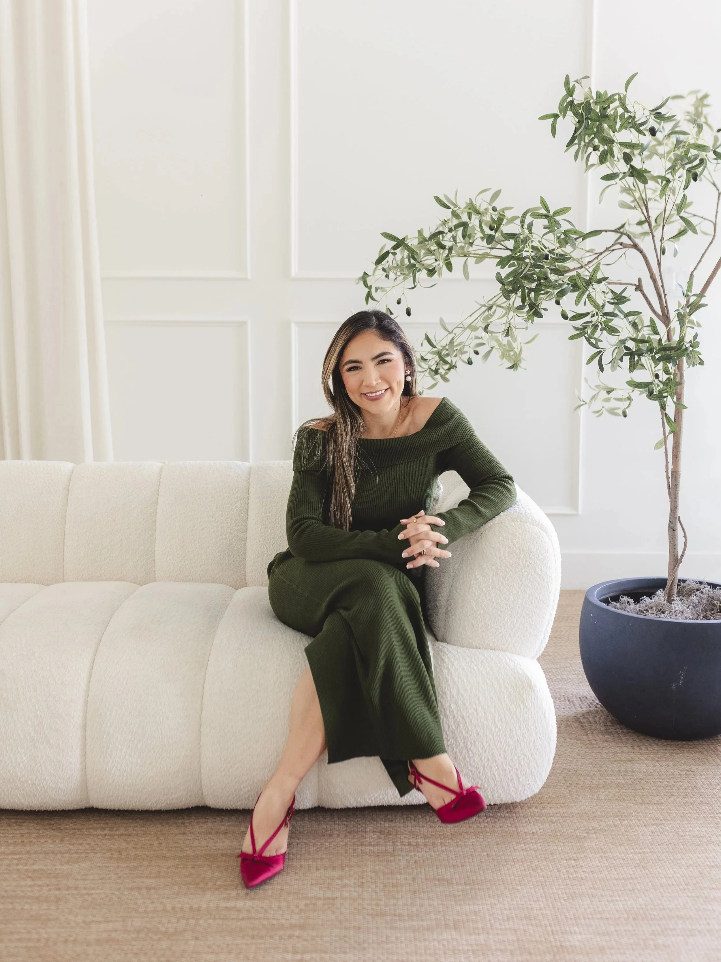 Creating a Money Date: How Small Check-Ins Transform Your Finances &amp; Reduce Stress 