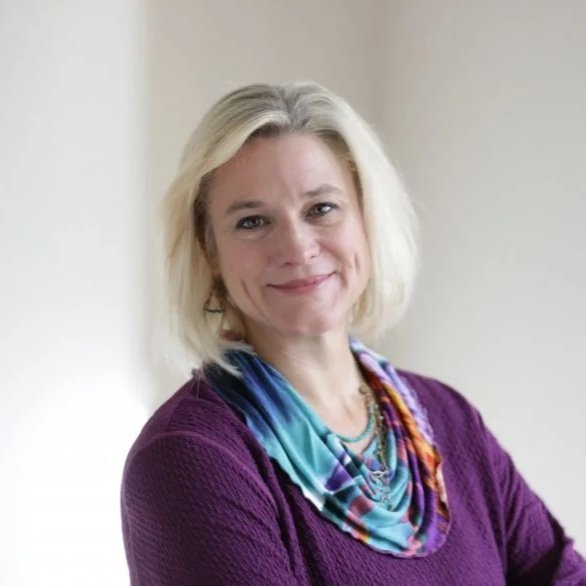 HOW TO CREATE A VISION BOARD WITH GLOBAL MEMBER LAURA WADE