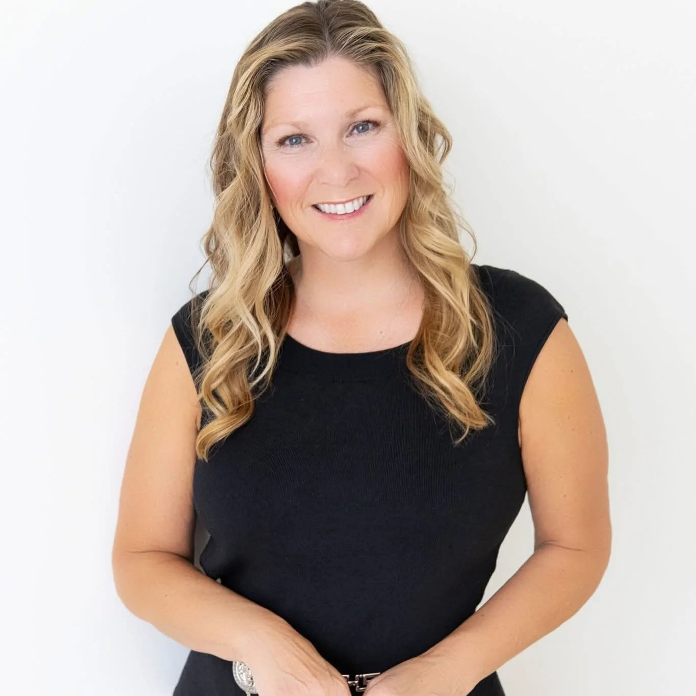 Today&rsquo;s love goes to our FemCity Nashville President @marlena_karlsson. What we love most about Marlena is her focus and dedication in creating beautiful spaces for women to gather. She&rsquo;s always looking for ways ti serve more and change t