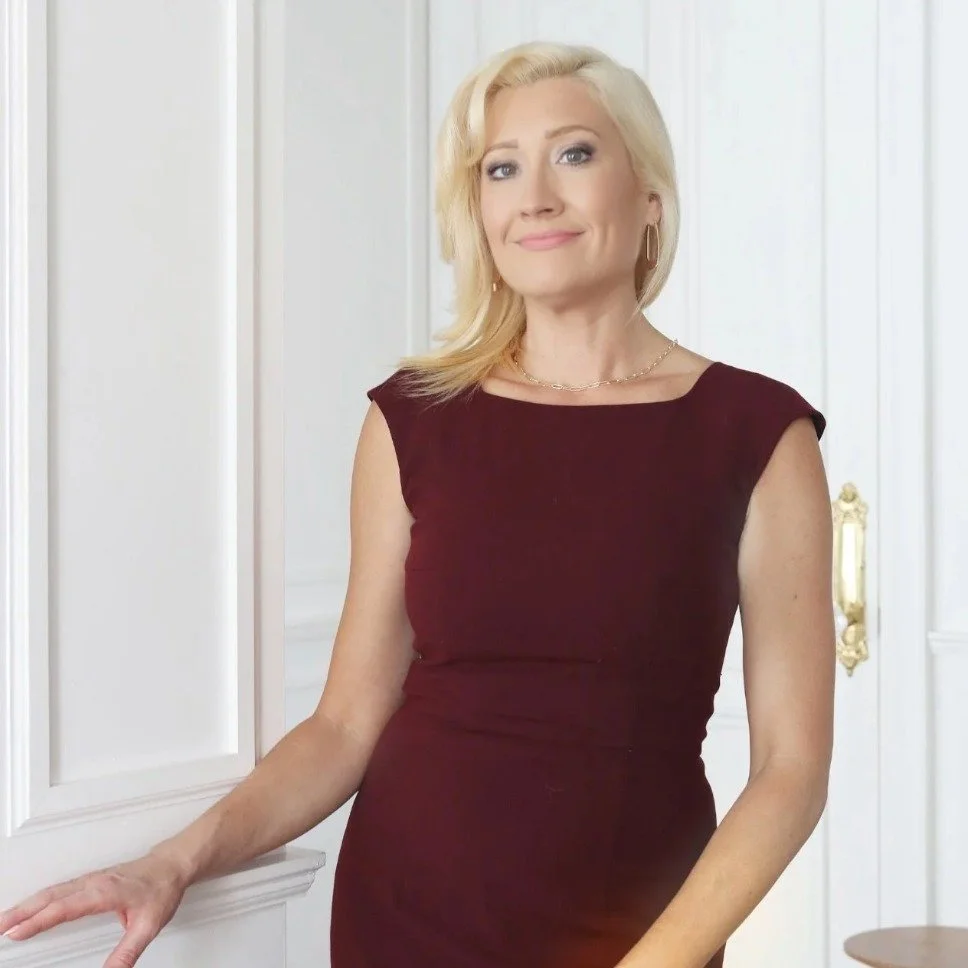 A big welcome to one of our newest Global Members. Welcome @jaynsimpson

About Jayn: In 2003, Jayn launched her own fashion label, carried in high-end boutiques across Canada. She then went on to open a couture bridal boutique in Toronto&rsquo;s York