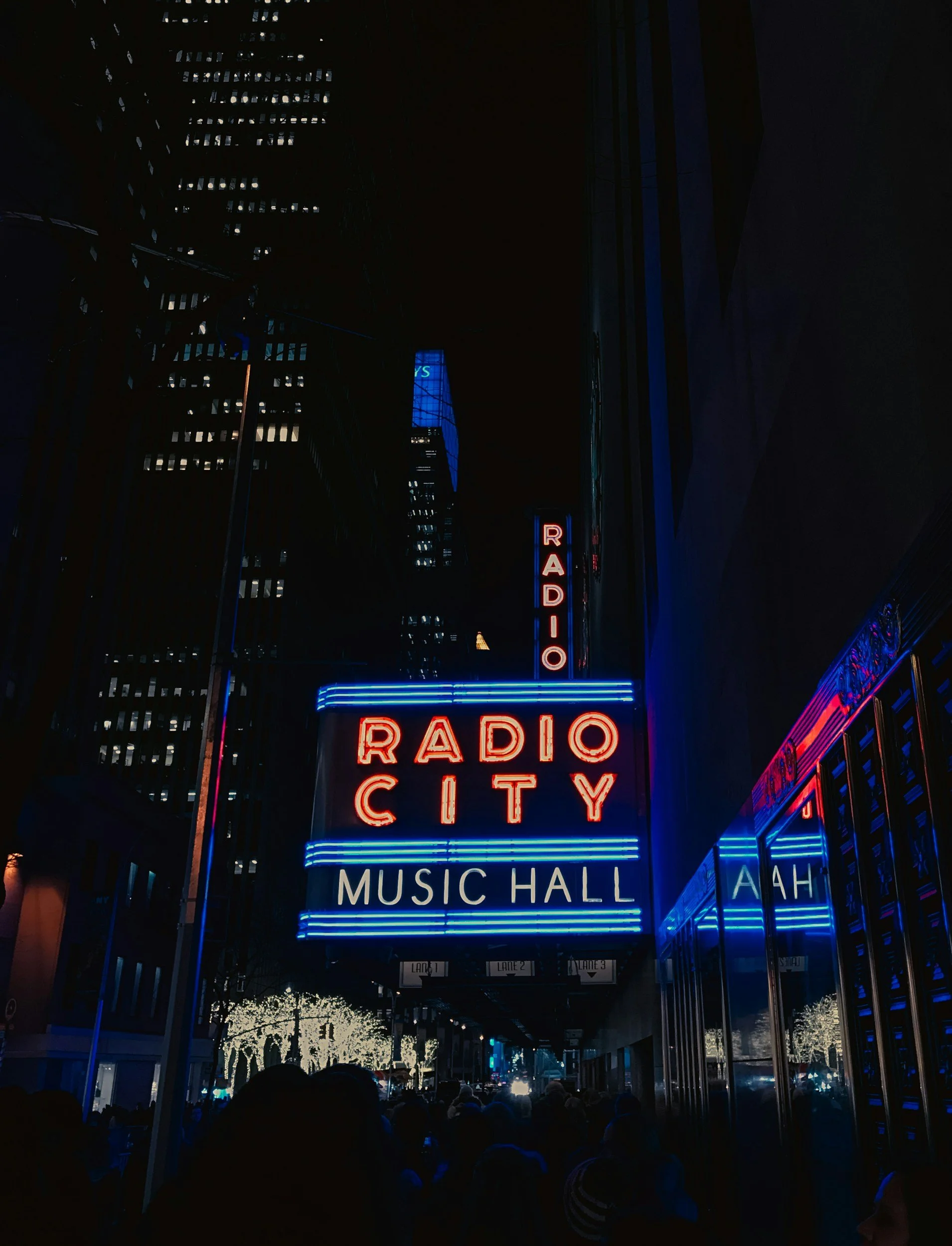 PHILADELPHIA: NOVEMBER Starring the Radio City Rockettes!