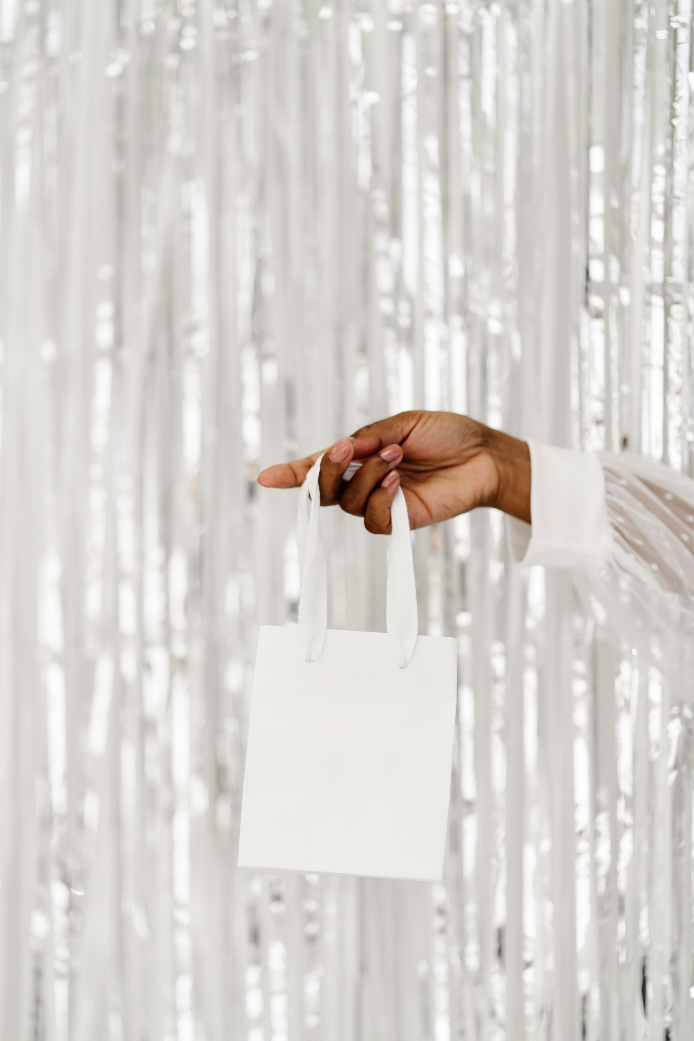 OAKVILLE SIP AND SHOP SOCIAL 
