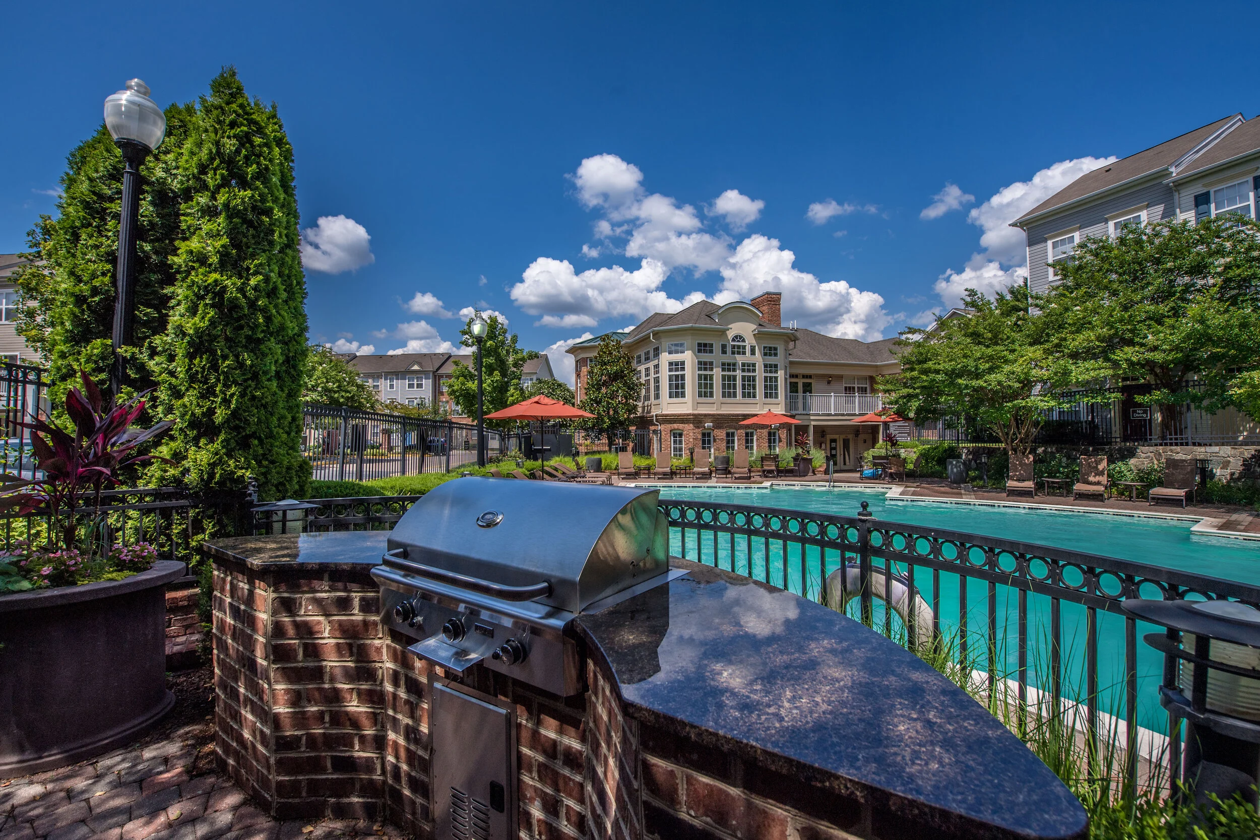 Reston, VA Rentals The Townes at Herndon Center — Townes