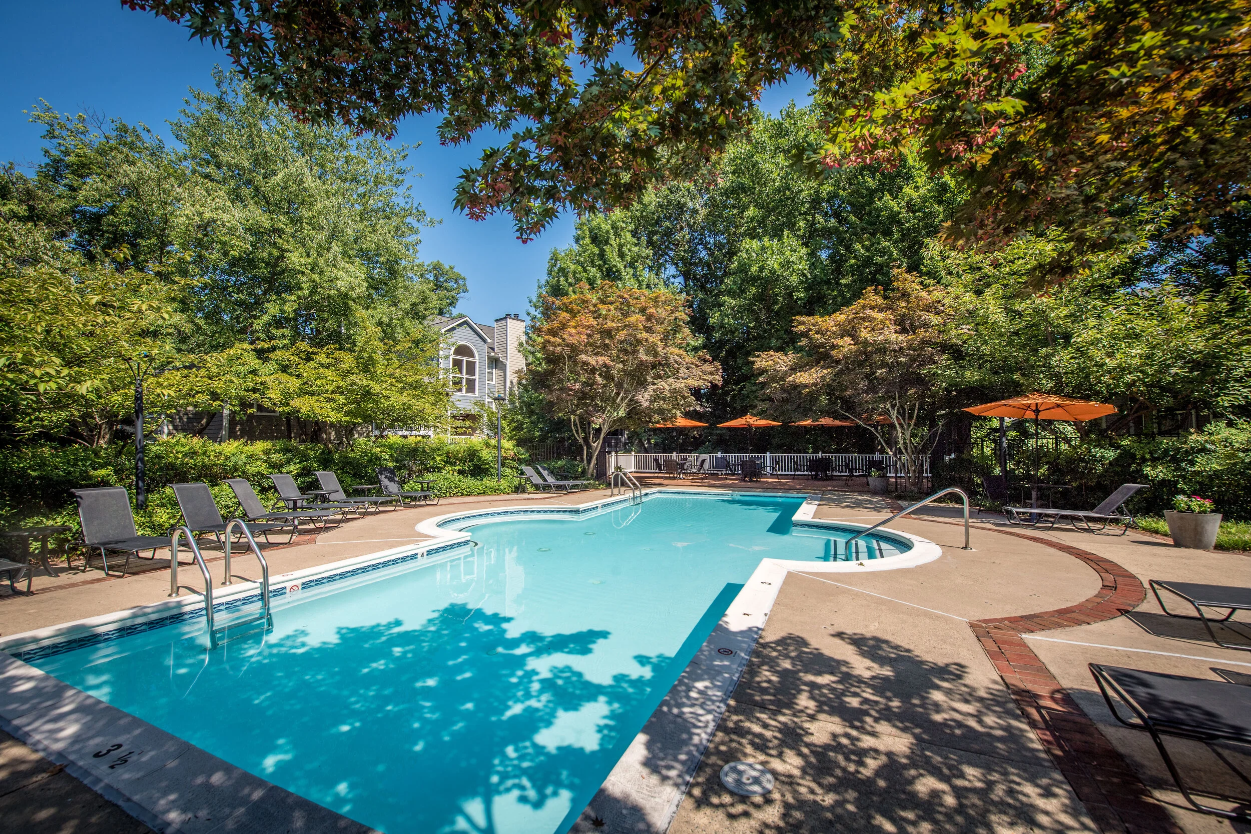 Apartments in Fair Lakes Windsor at Fair Lakes