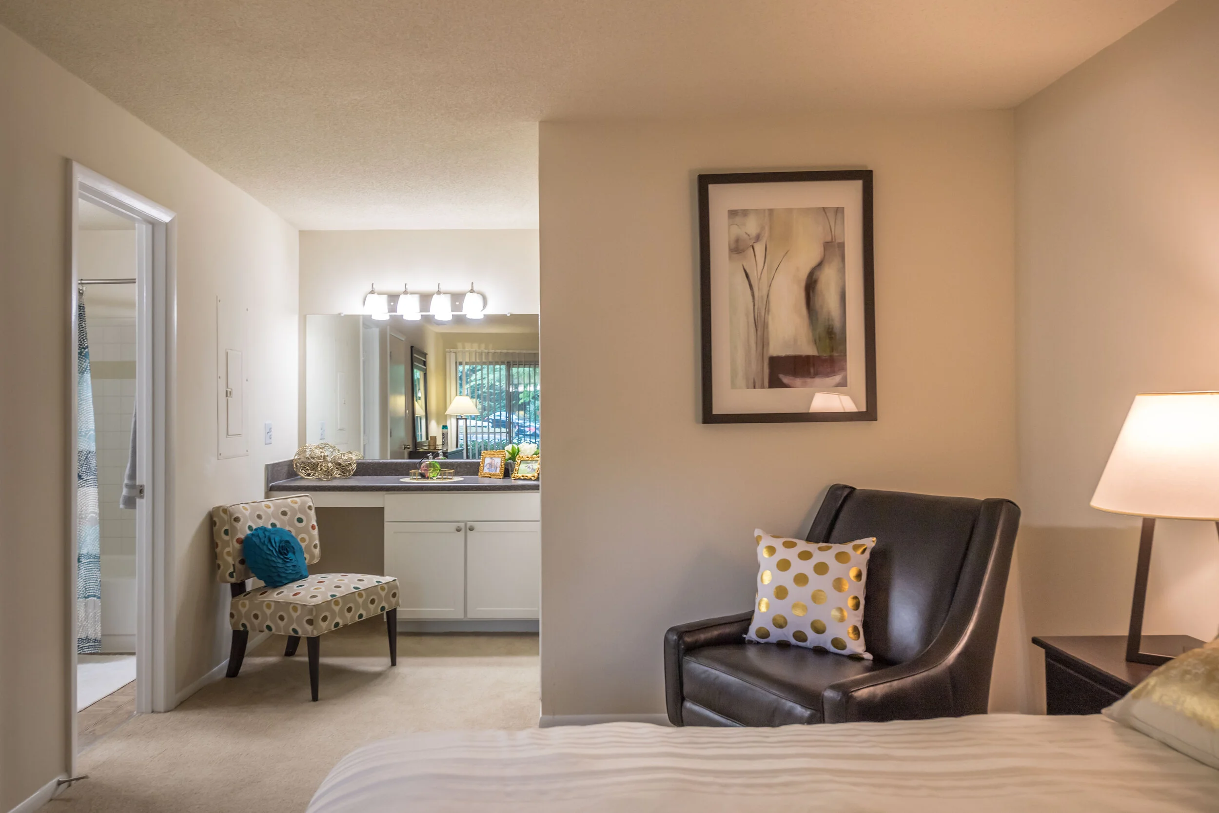Photo Gallery Luxury Apartments Windsor at Fair Lakes — Windsor at Fair Lakes