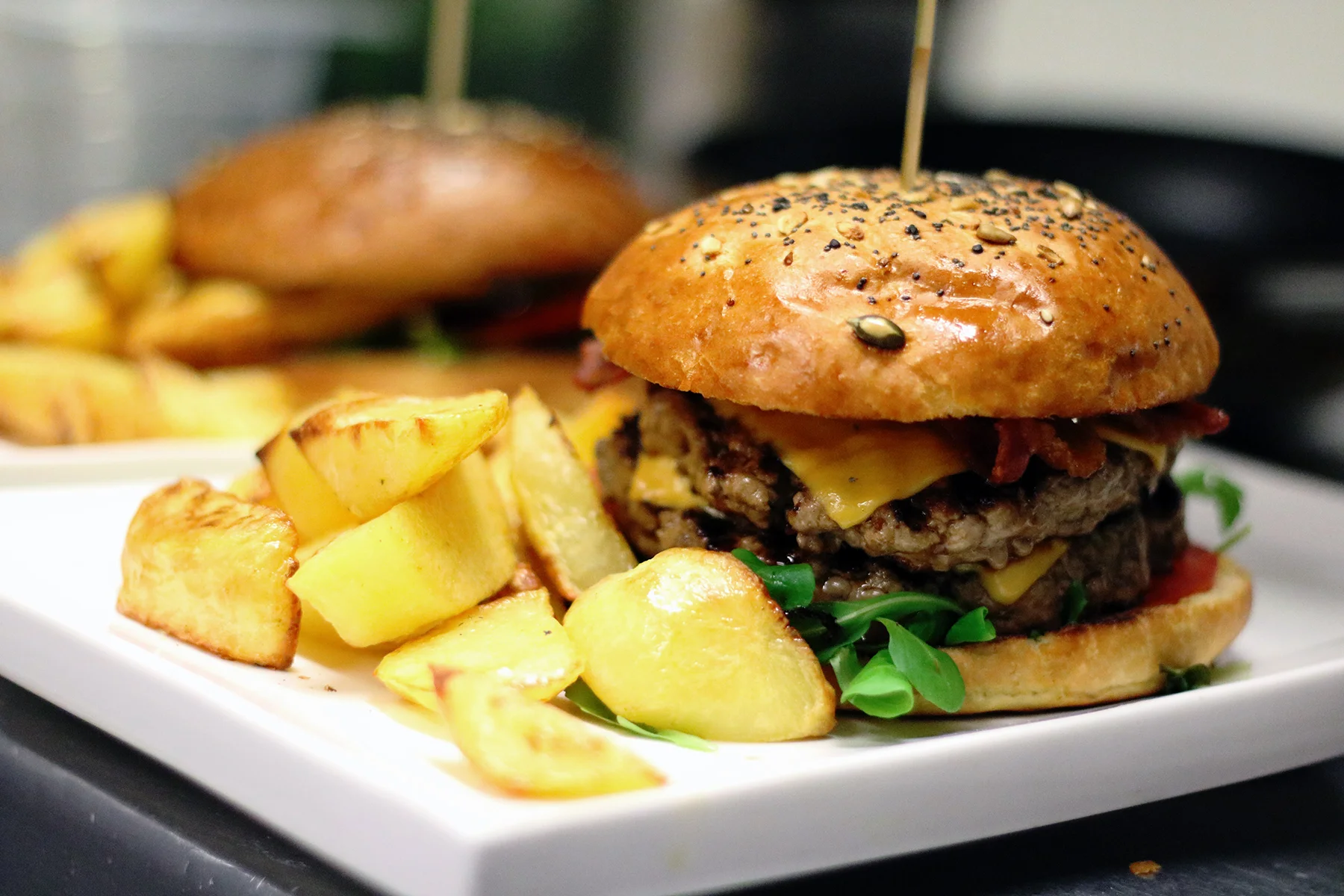 burger IMG_0289mod.jpg