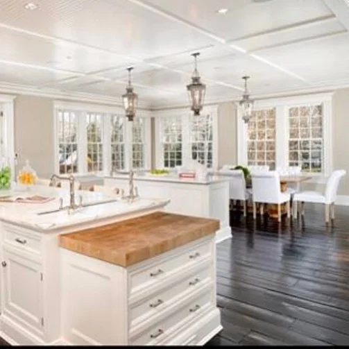 The abundance of natural lighting makes this kitchen look warm and welcoming. Simplicity in staging showcases this homes best assets. #interiors#countrylife#design#architecture#homes#renovations#stagingto sell#editing#mansions#connecticut#newyork#rea