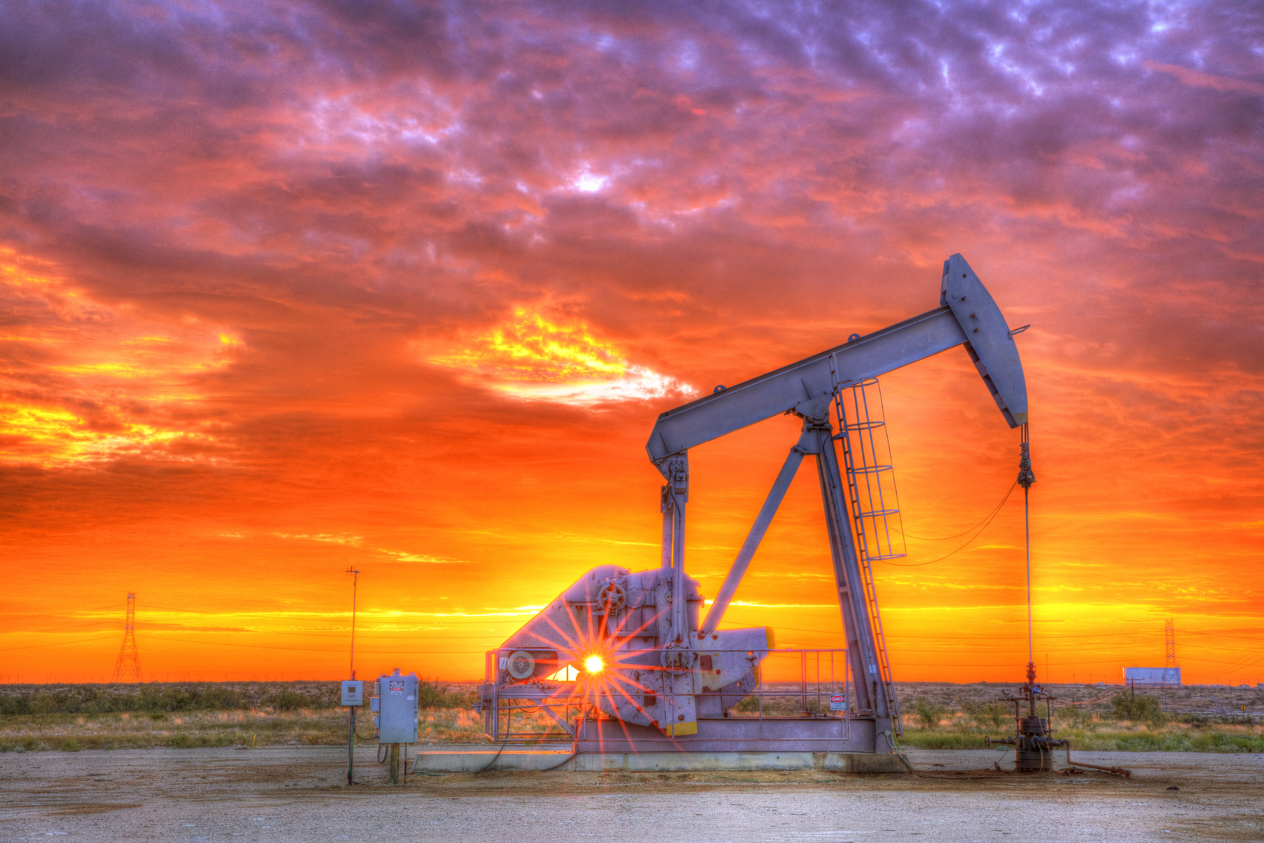 iStock-Oil pump597242786.jpg