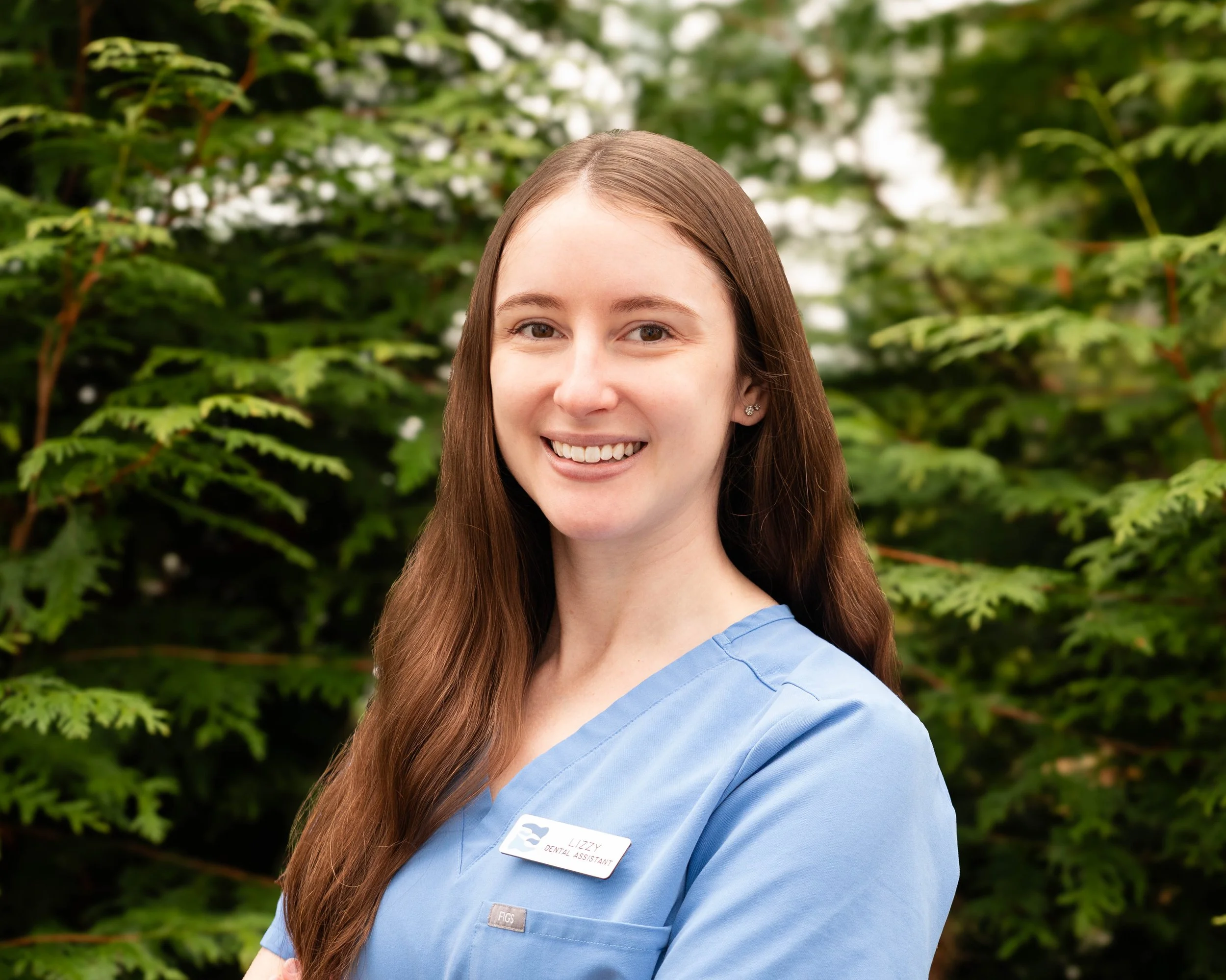 Lizzy Jones, Dental Asssitant