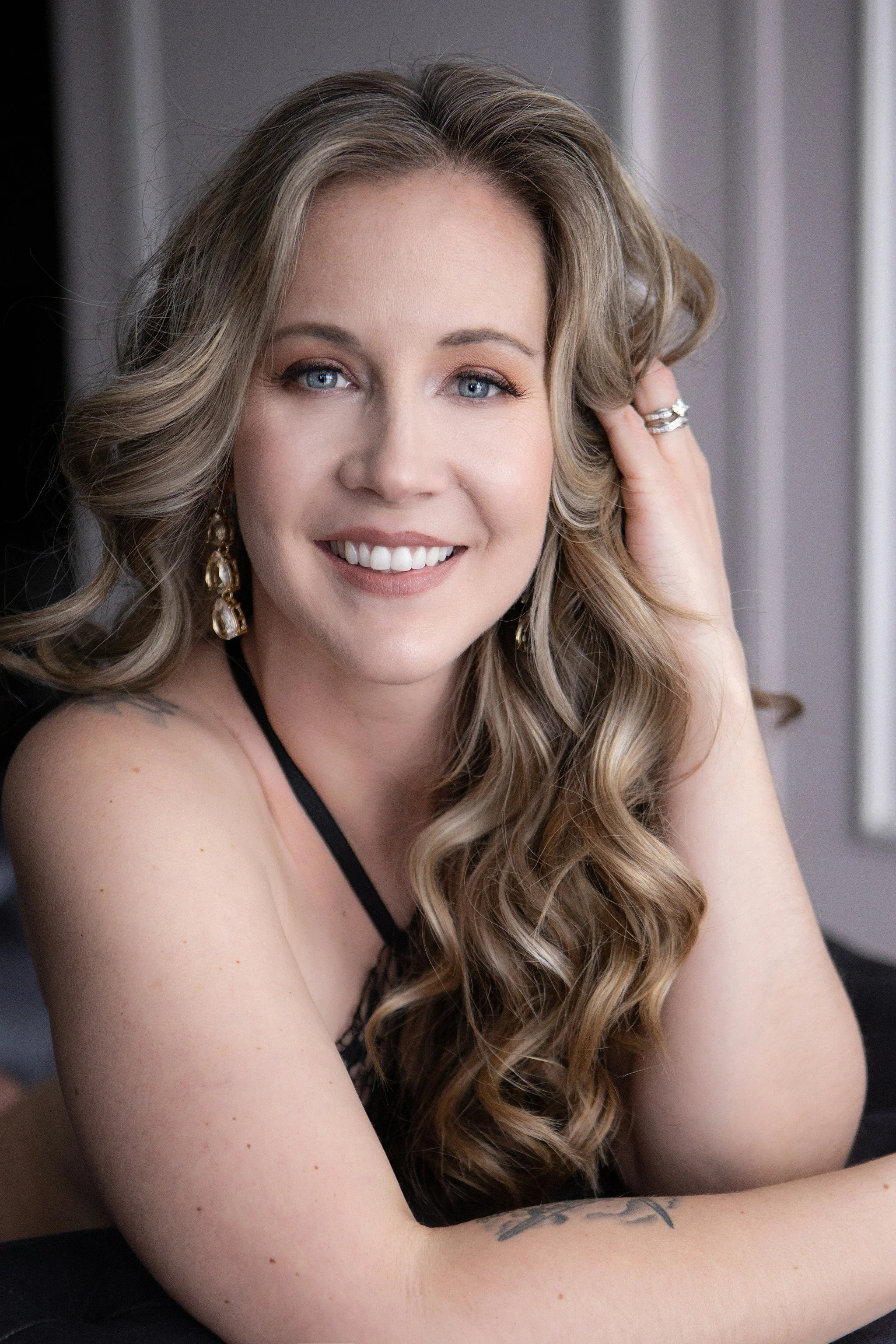 becca-lavish-boudoir- 0803.jpg