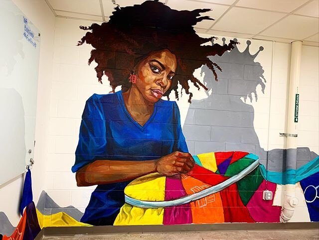 #ifinallyfinished I present to you &ldquo;Piece Queen&rdquo; #blackwomen #women constantly #Build #somethingoutofnothing we put together #empires out of #pieces of nothing  #geesbendquiltinspired #murals #mural #painting @startwithbuild let me take o