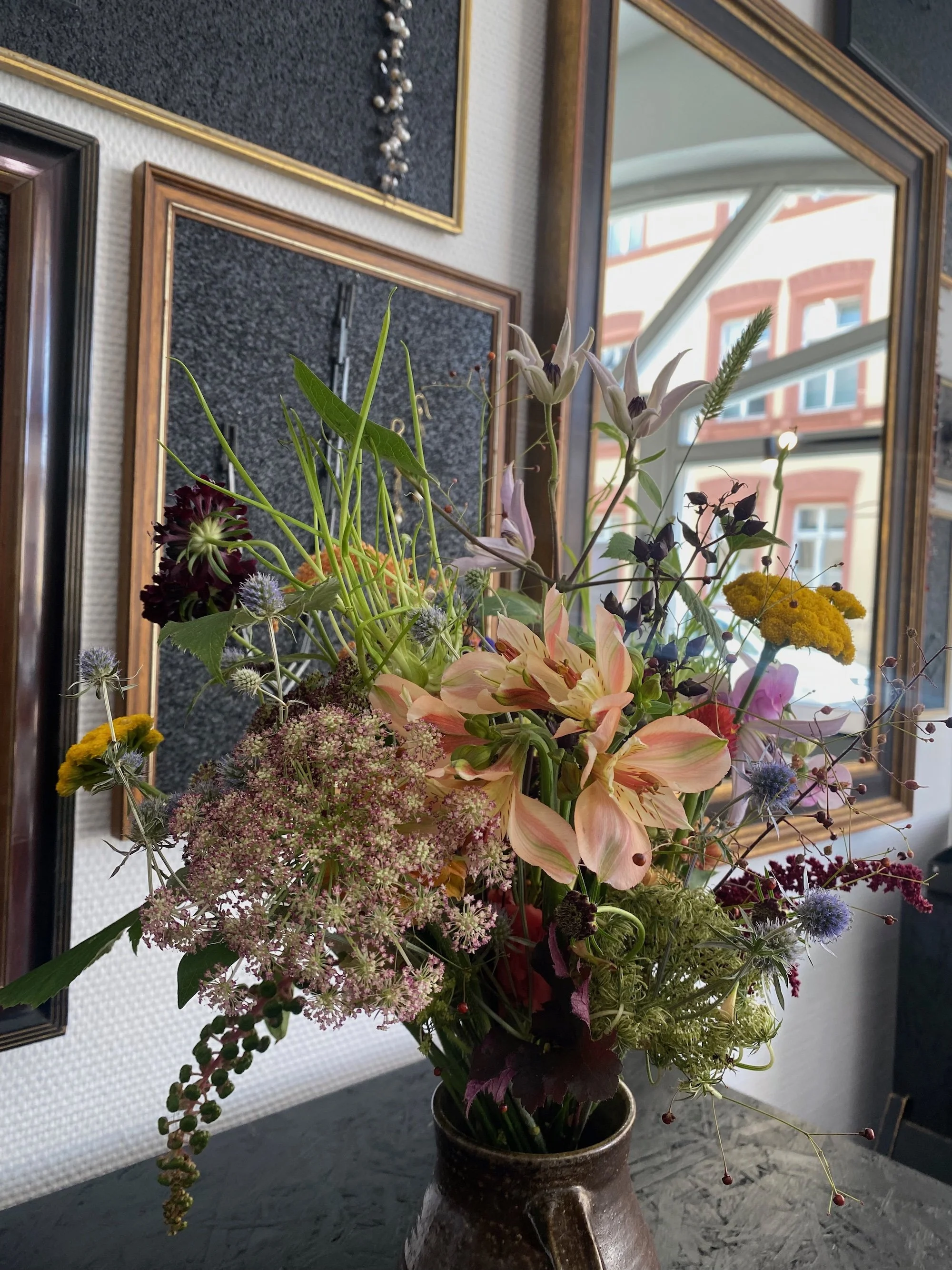 BLUMEN + INTUITIVES MALEN | Workshop für Blumenbegeisterte