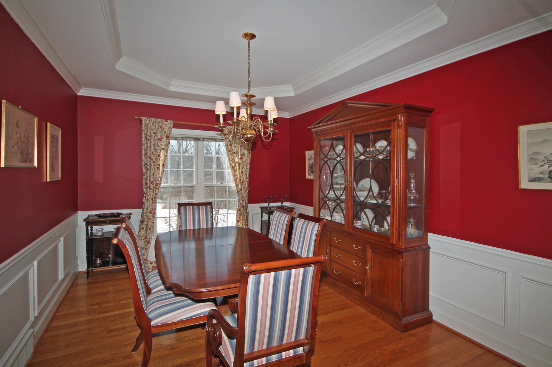 diningroom1.jpg