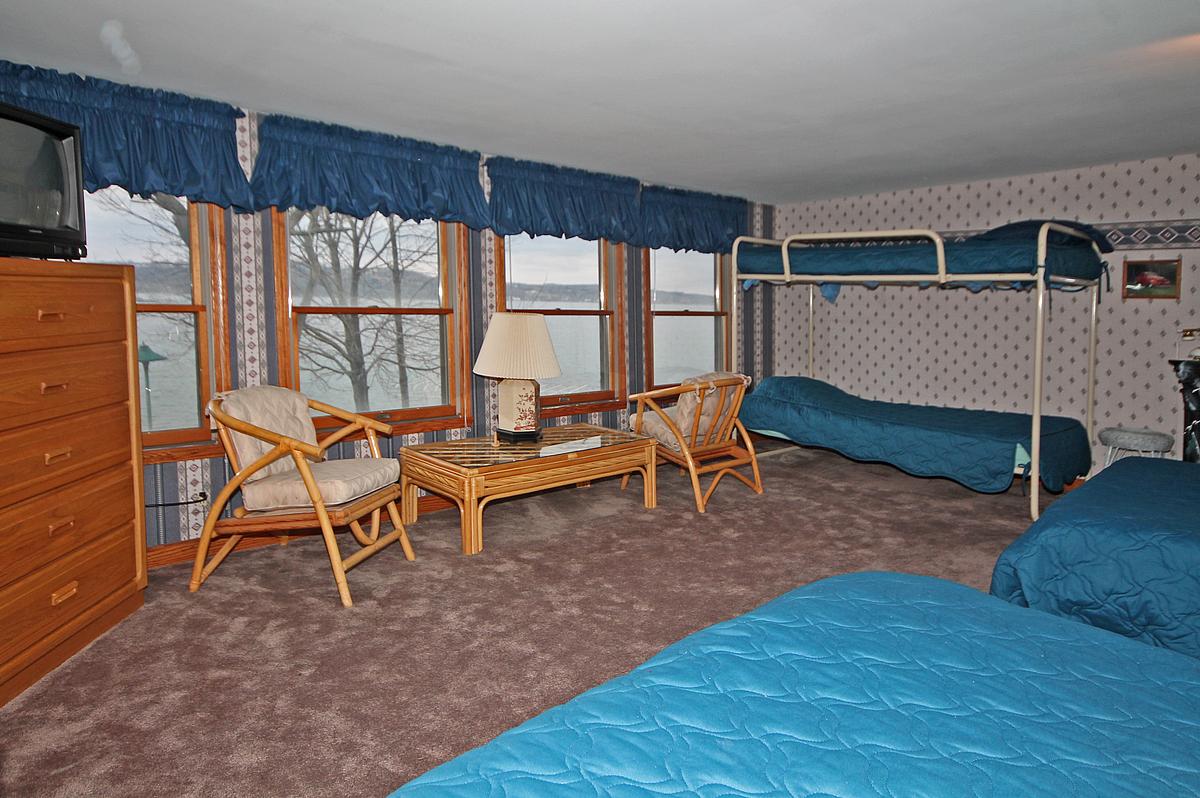 bedroom_Rich Testa - 4988 East Lake Road.jpg