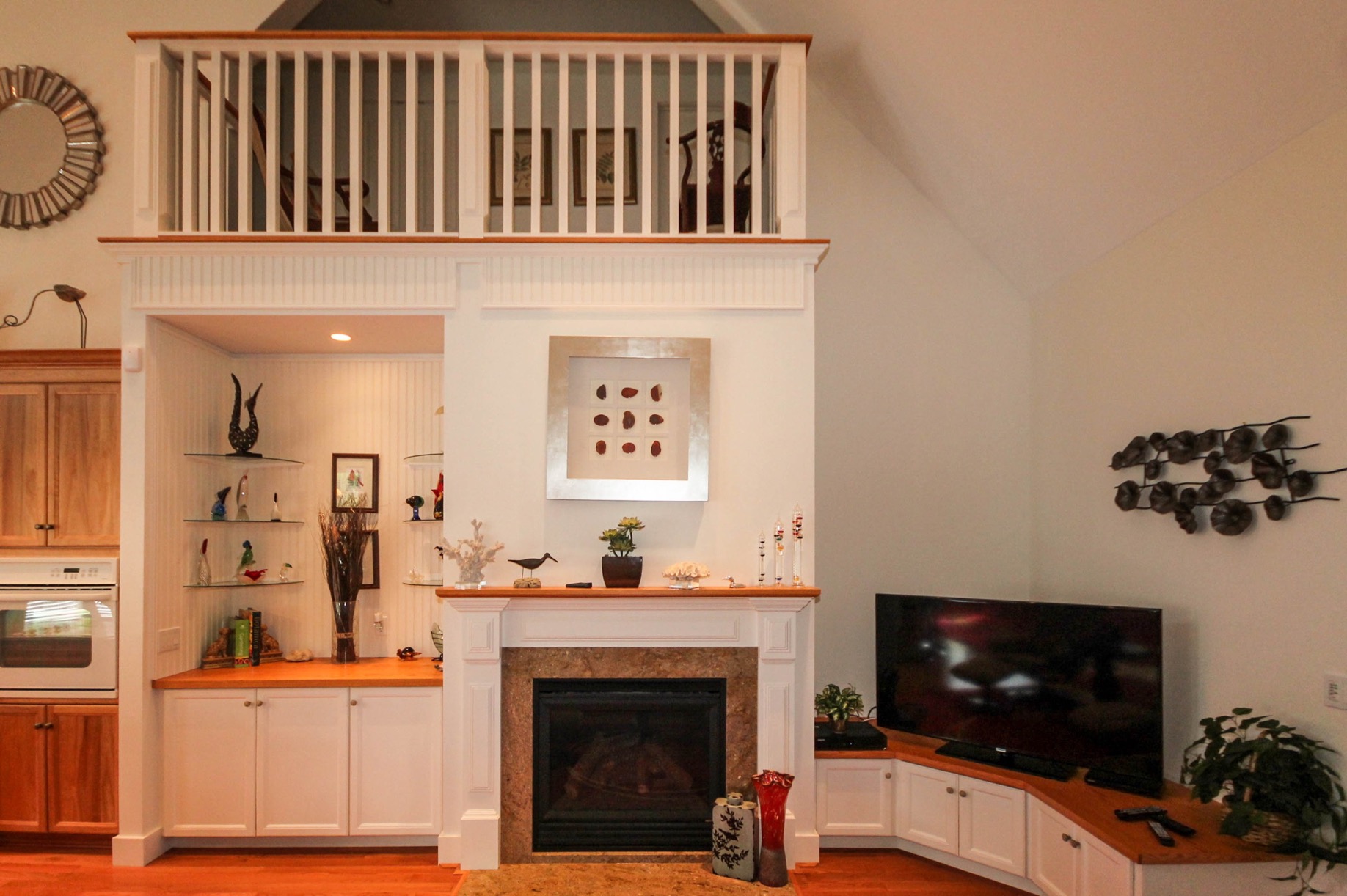 Rich Testa - 5080 East Lake Road - greatroom3.jpg