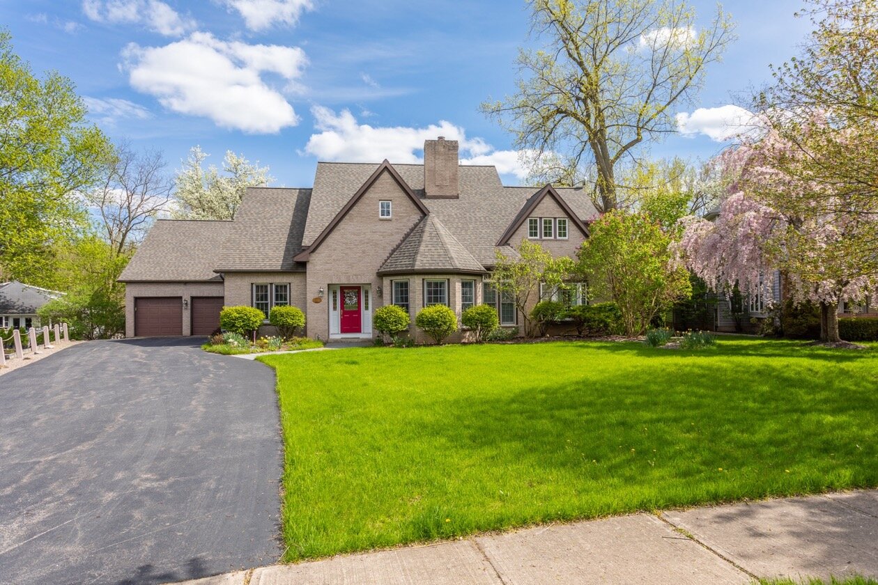 RICH TESTA REAL ESTATE: 14 Erie Crescent, Fairport, NY