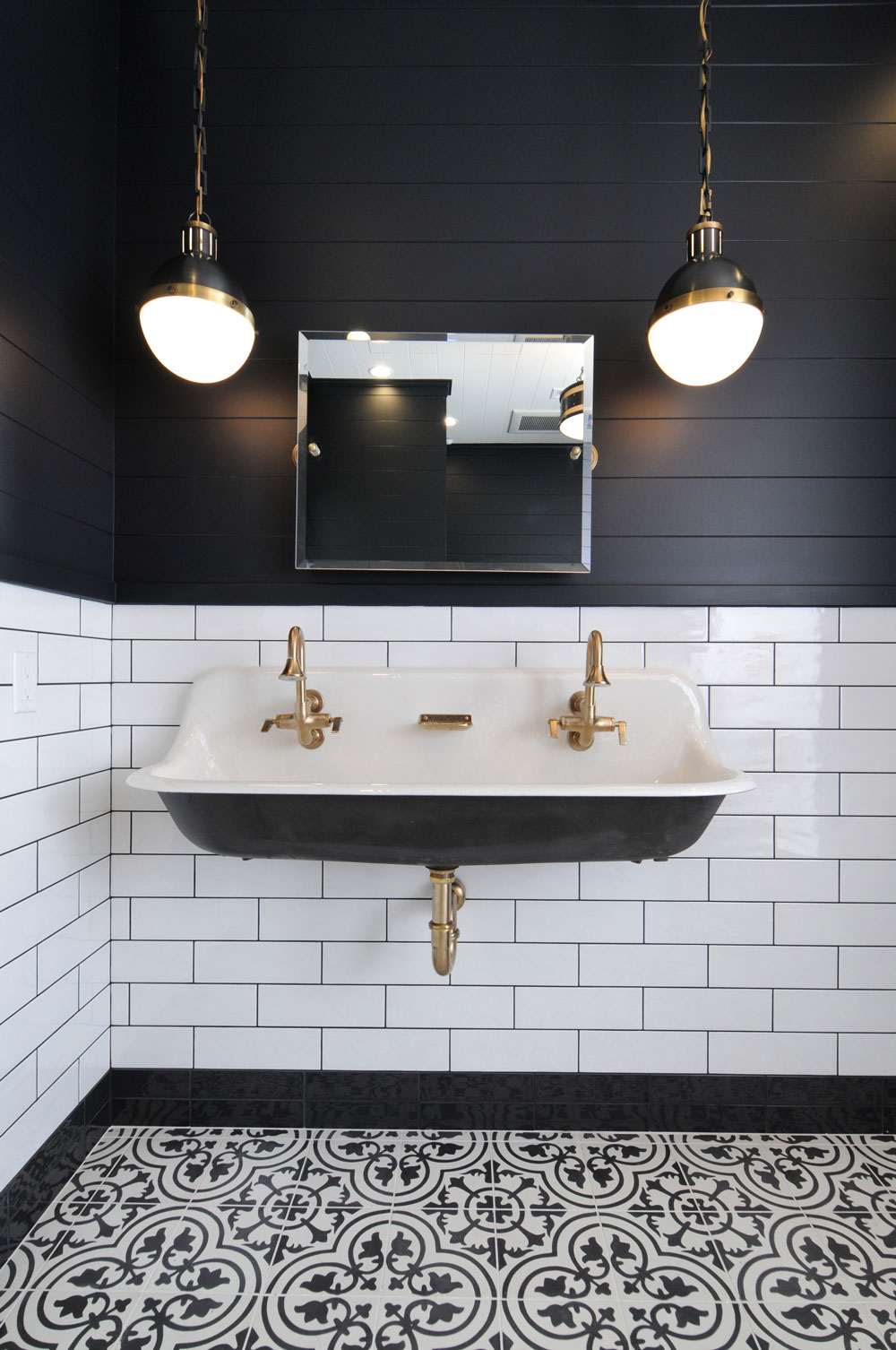 4-Waterford-bathroom-sink-navy.jpg