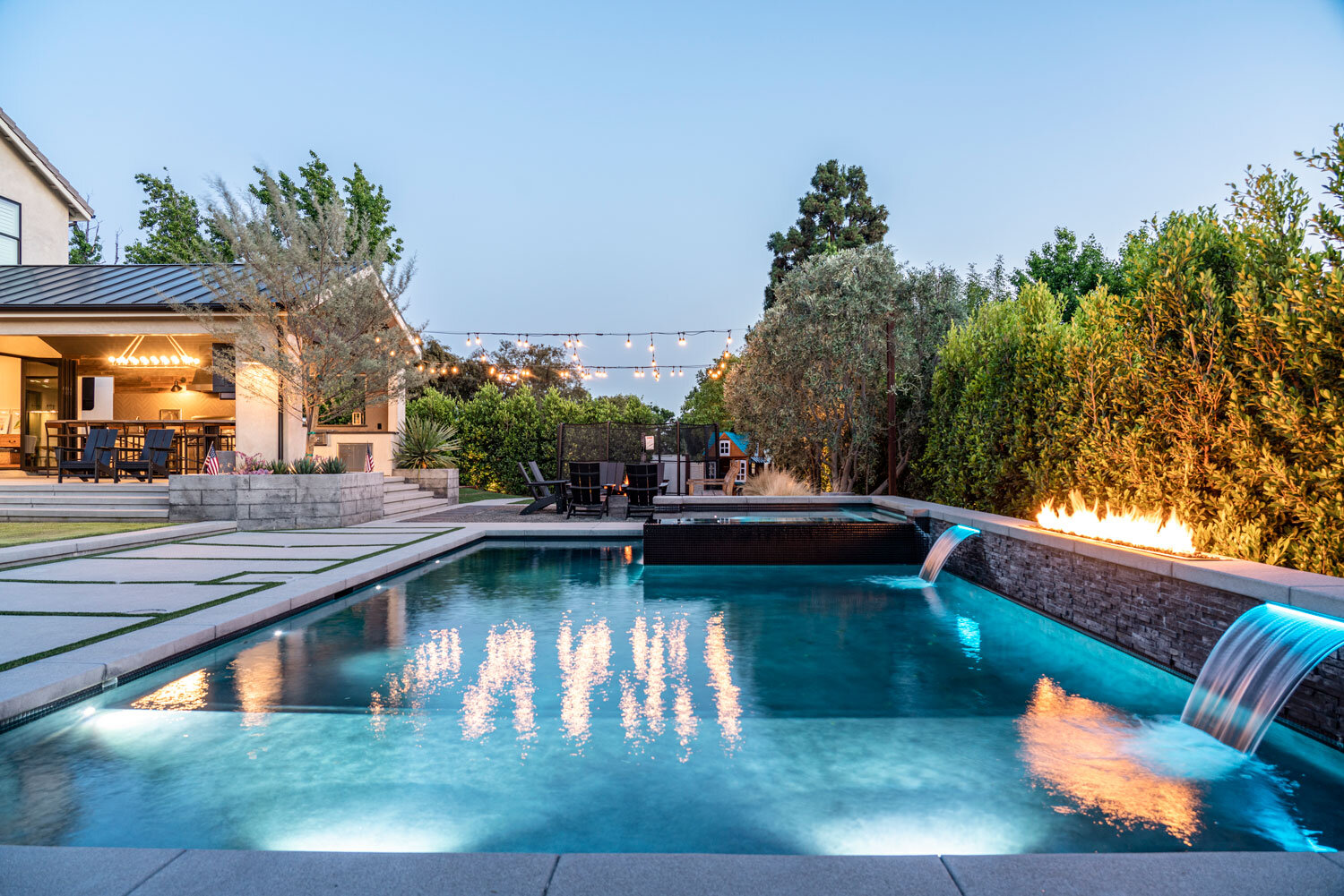 modern-backyard-patio-pool-waterford-construction.jpg