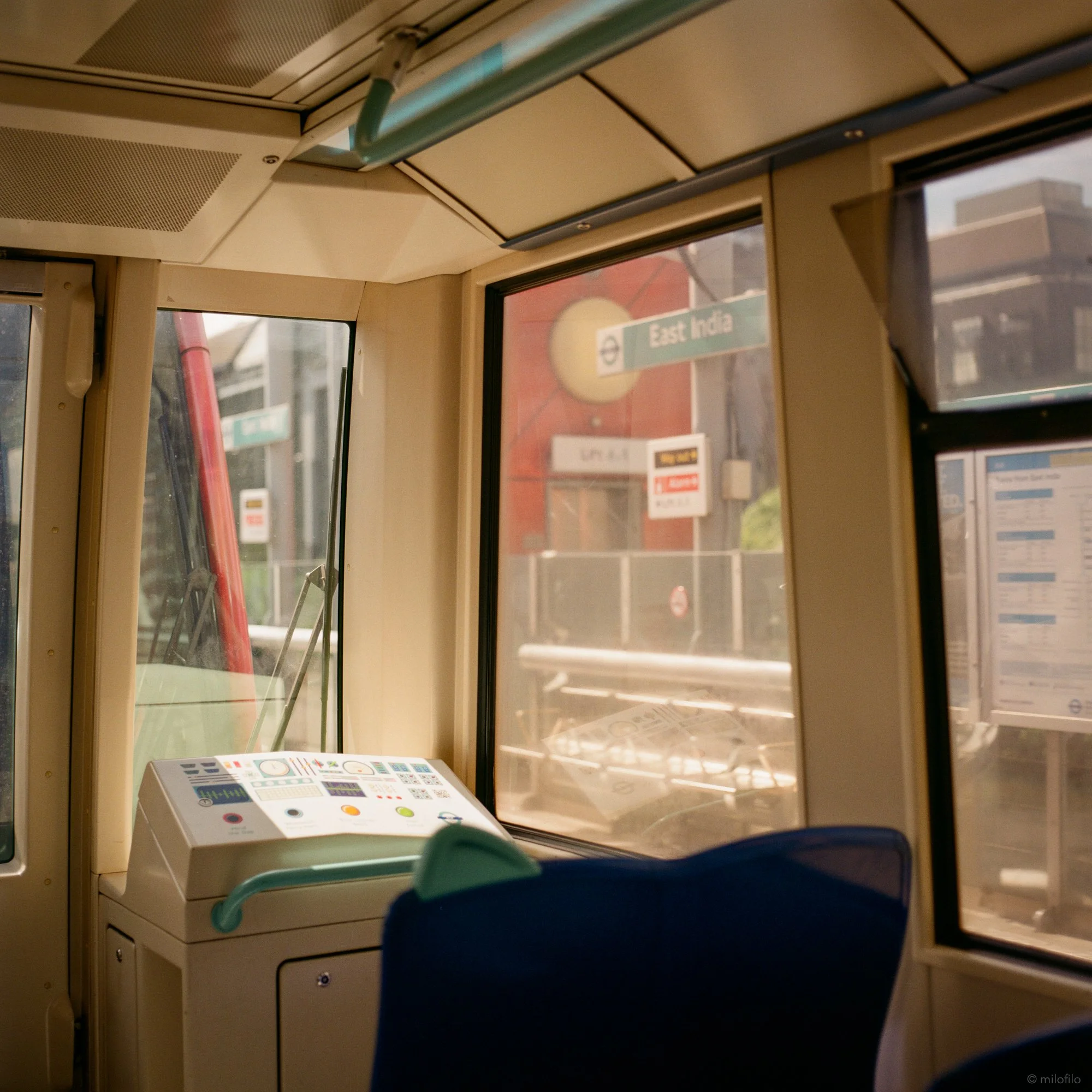 dllrr-2.jpg