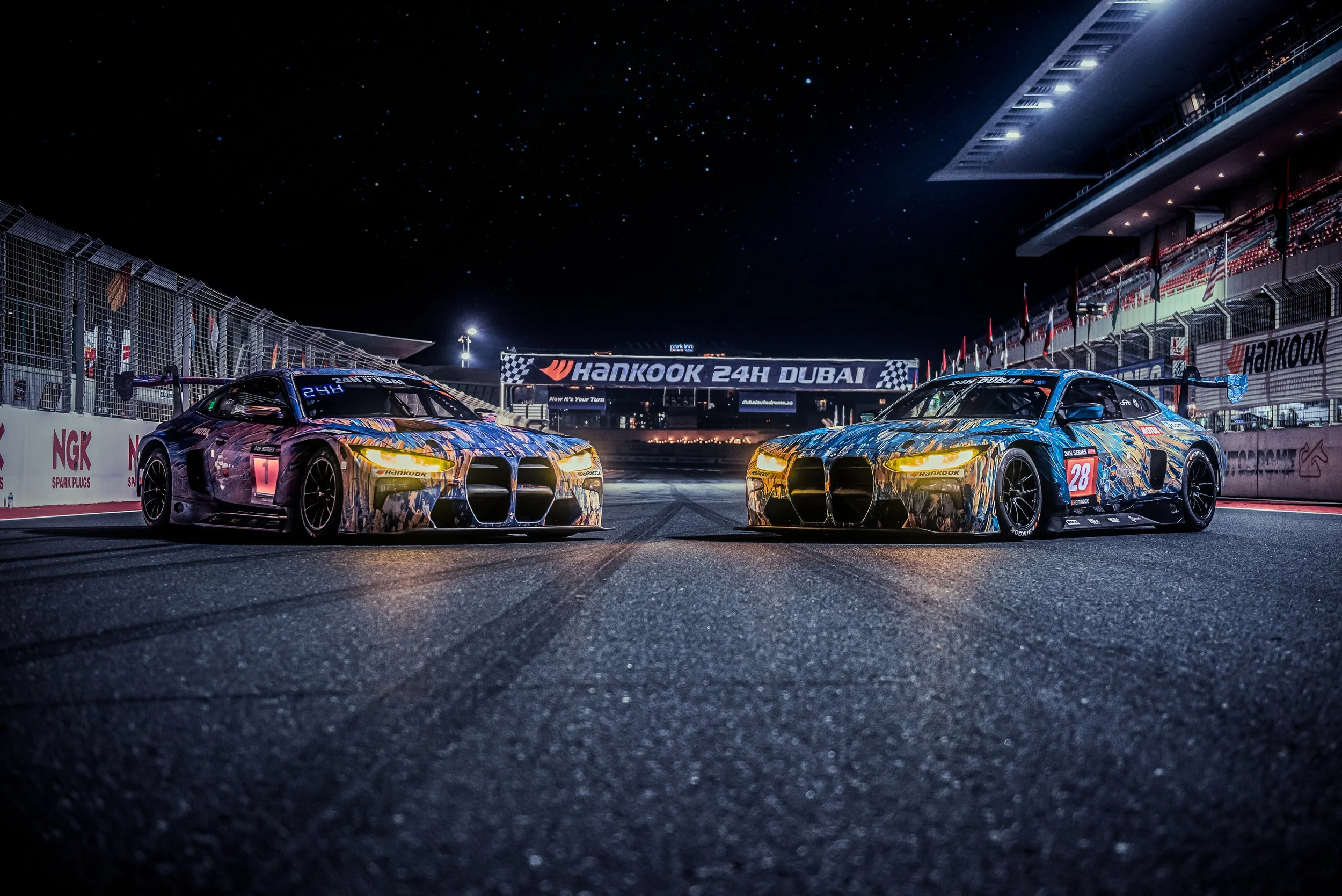 ENCOURAGING DEBUT FOR ST RACING’S DUO OF BMW M4 GT3S IN DUBAI