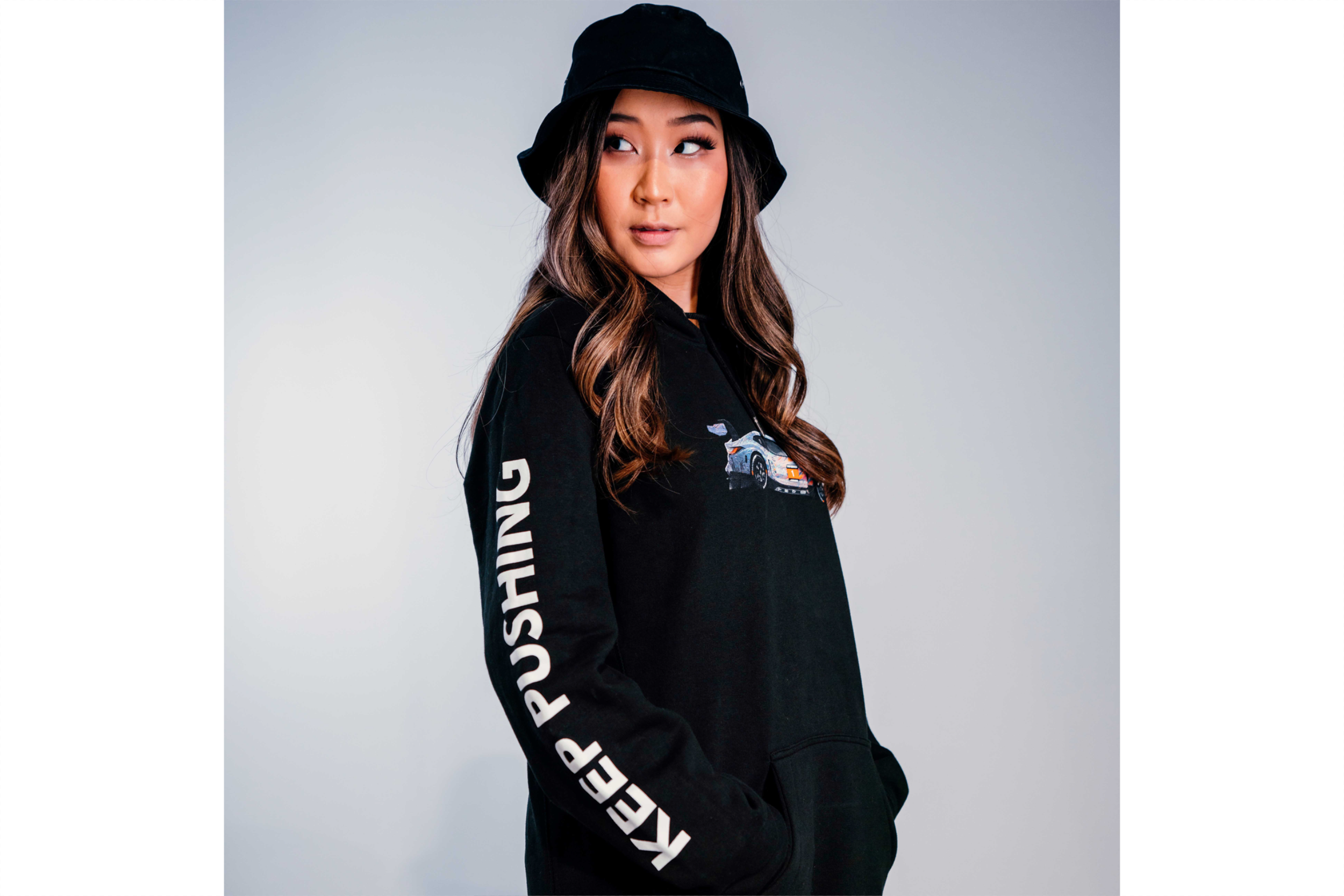 22 Hoodie Black End 3.png