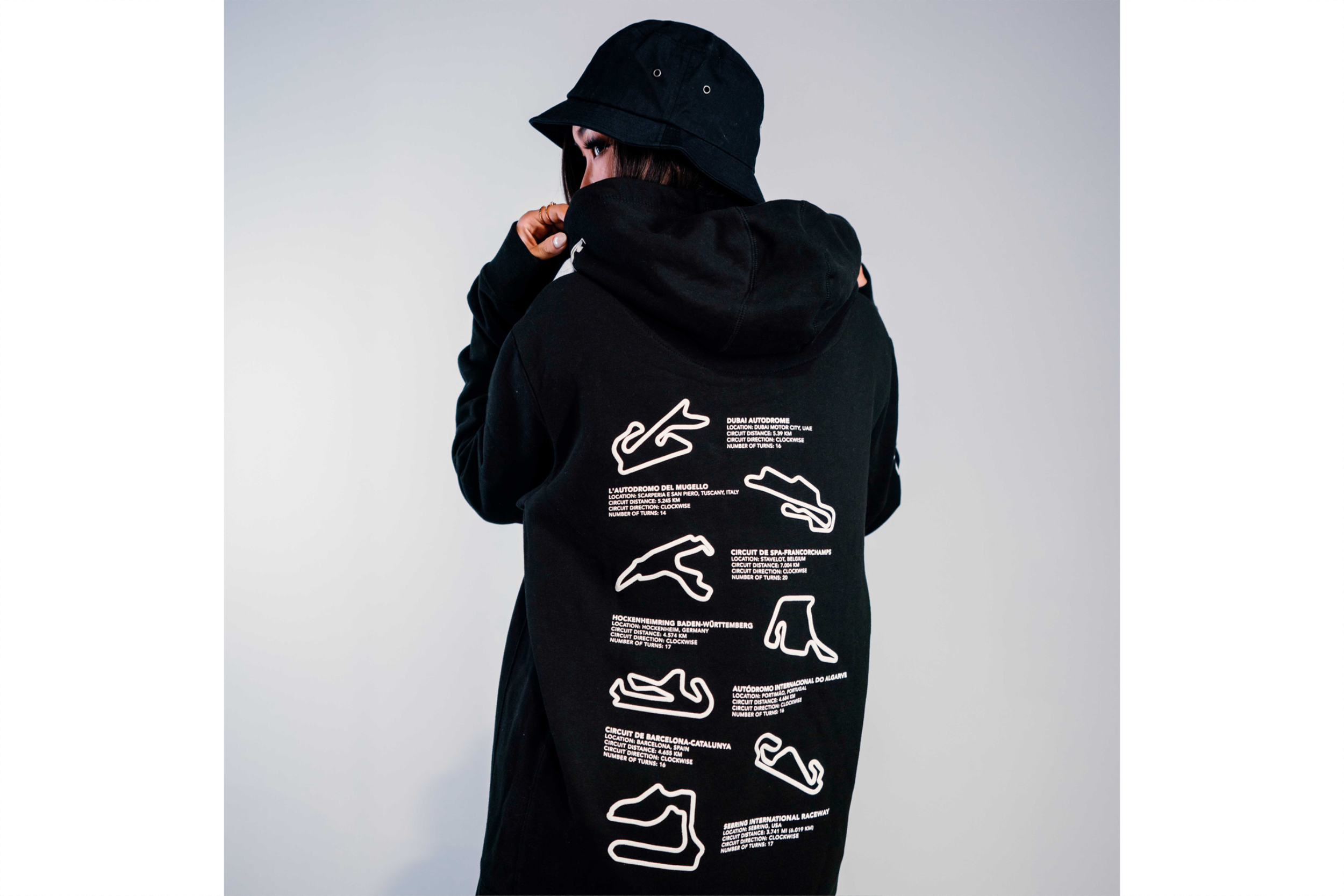 22 Hoodie Black End 4.png
