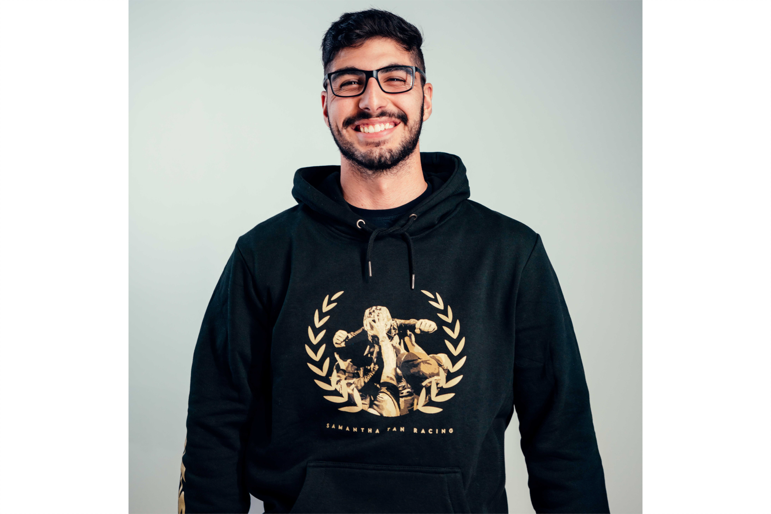 21 Hoodie Black 2.png